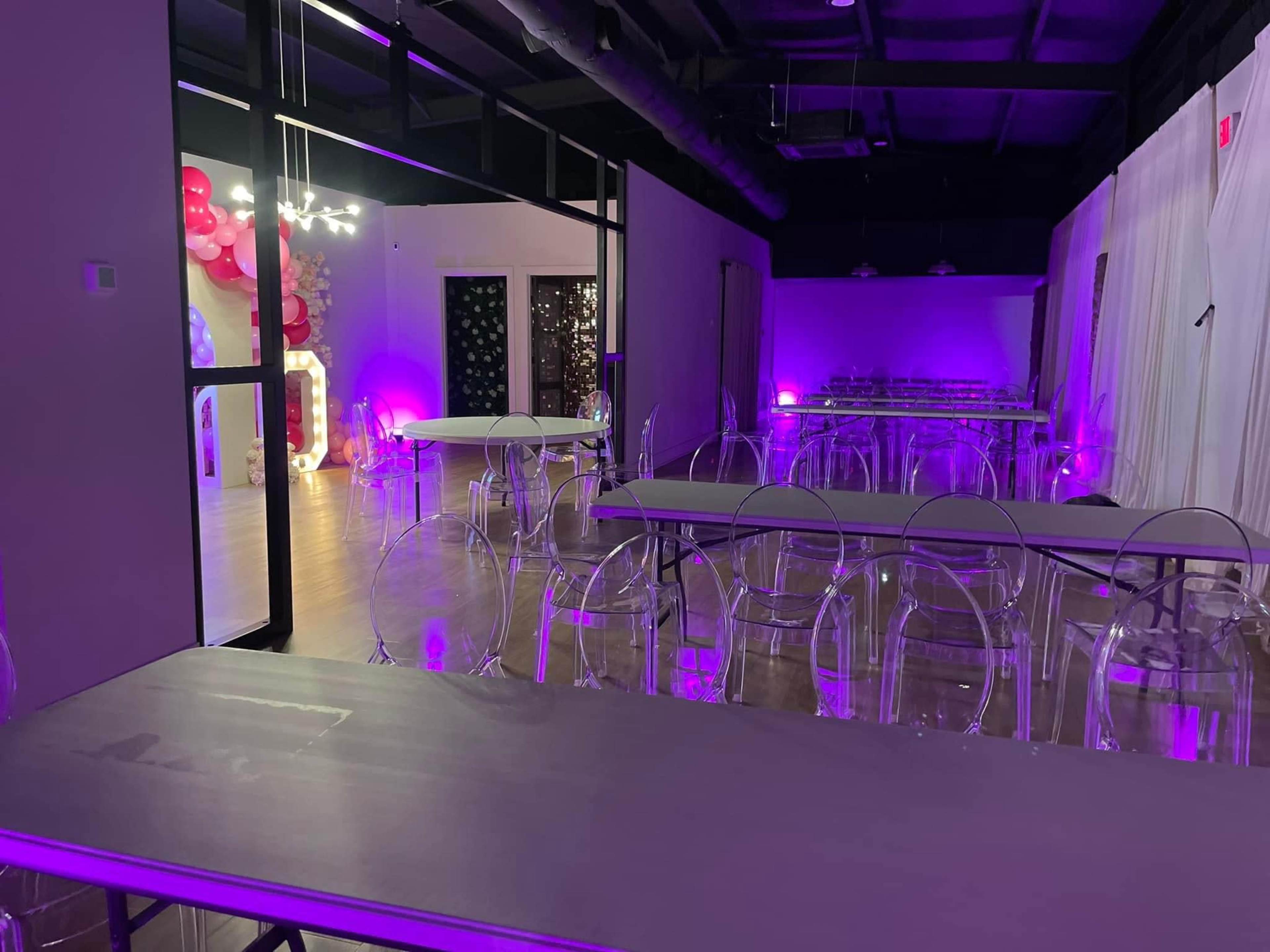Conway Small Event Space with Selfie Rooms  and more.. Image in Conway, Conway, AR