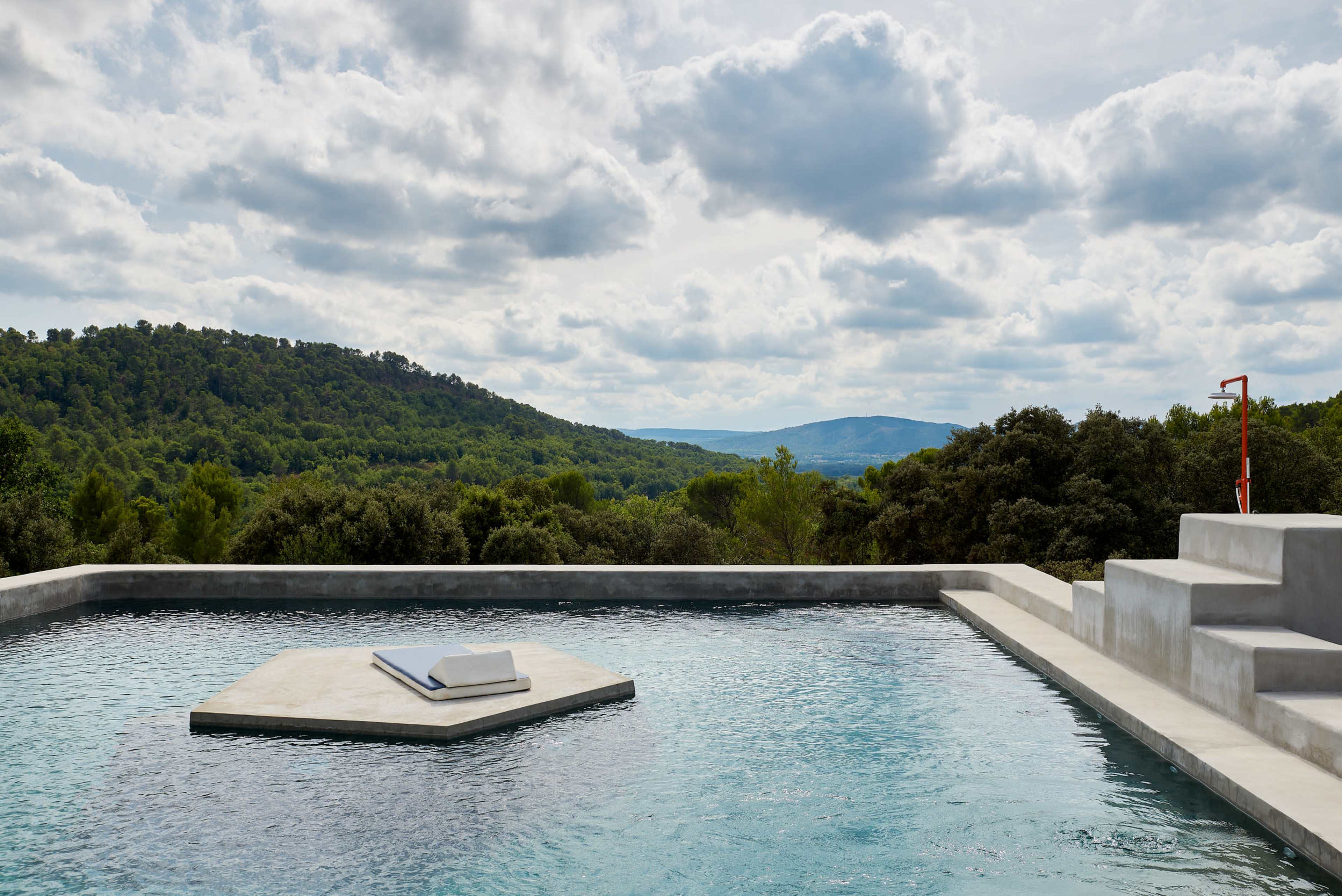 Agro tourisme contemporain Image in , villelaure