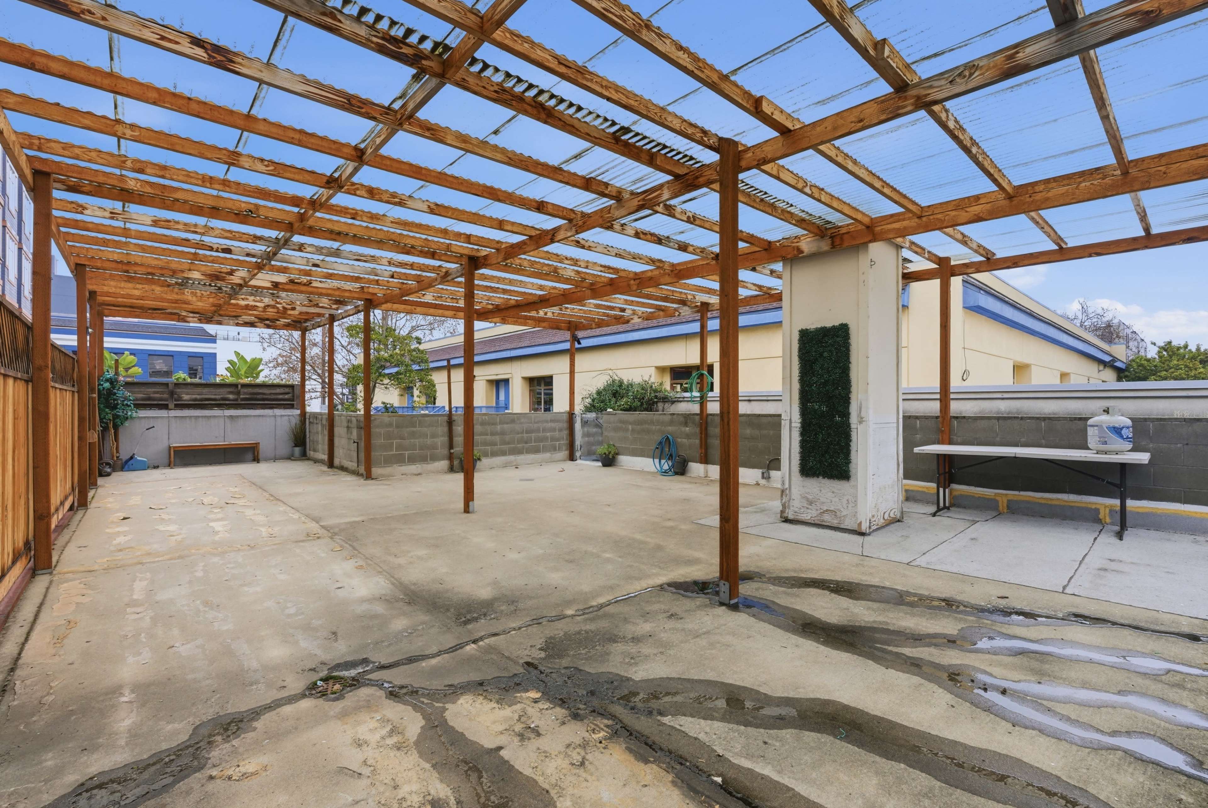 3,500 Sqft Mission St. Storefront Studio & Venue - Steps from 16th St Mission BART Image in Mission District, San Francisco, CA