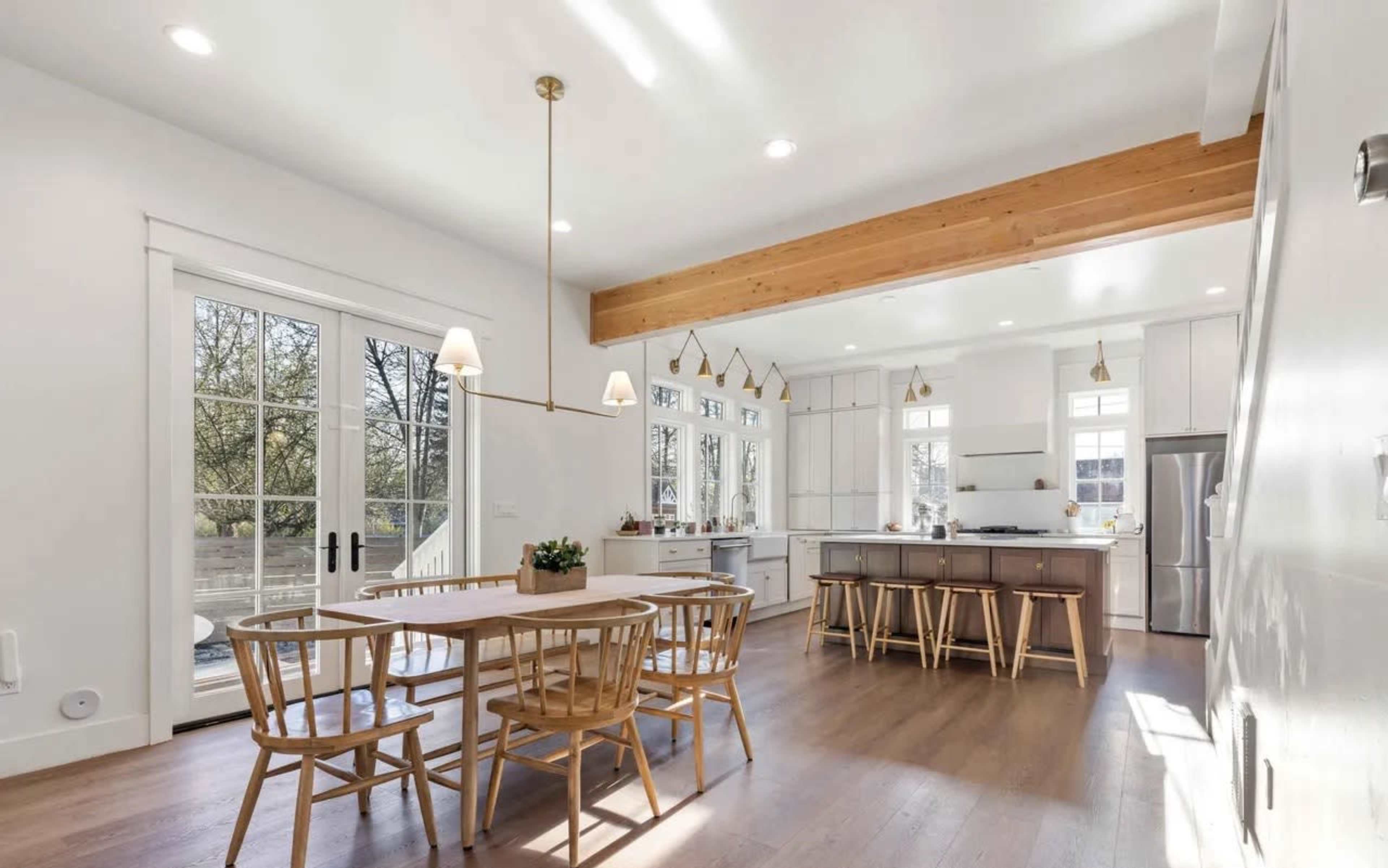 Garden District Craftsman—Designer Home for Offsites, Shoots & Private Party Gatherings Image in Coeur d'Alene, COEUR D ALENE, ID