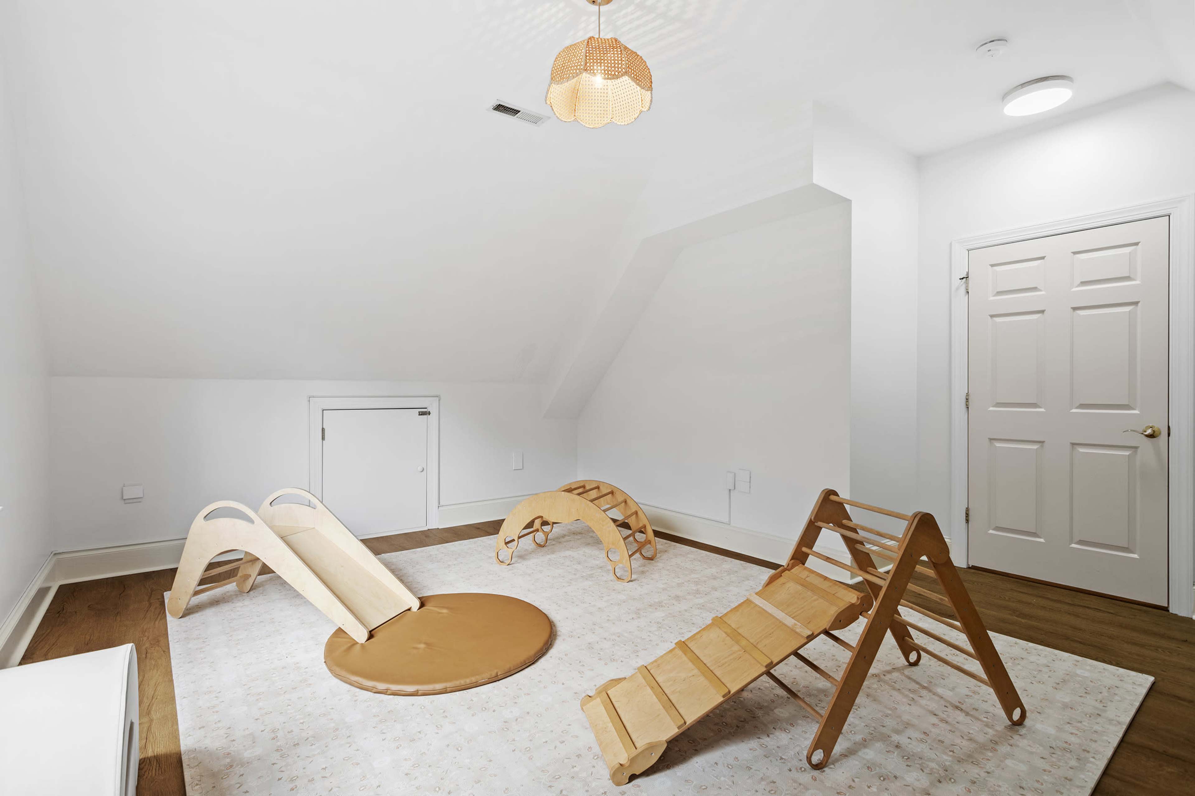 downtown natural light studio with backyard space Image in North Boylan, Raleigh, NC