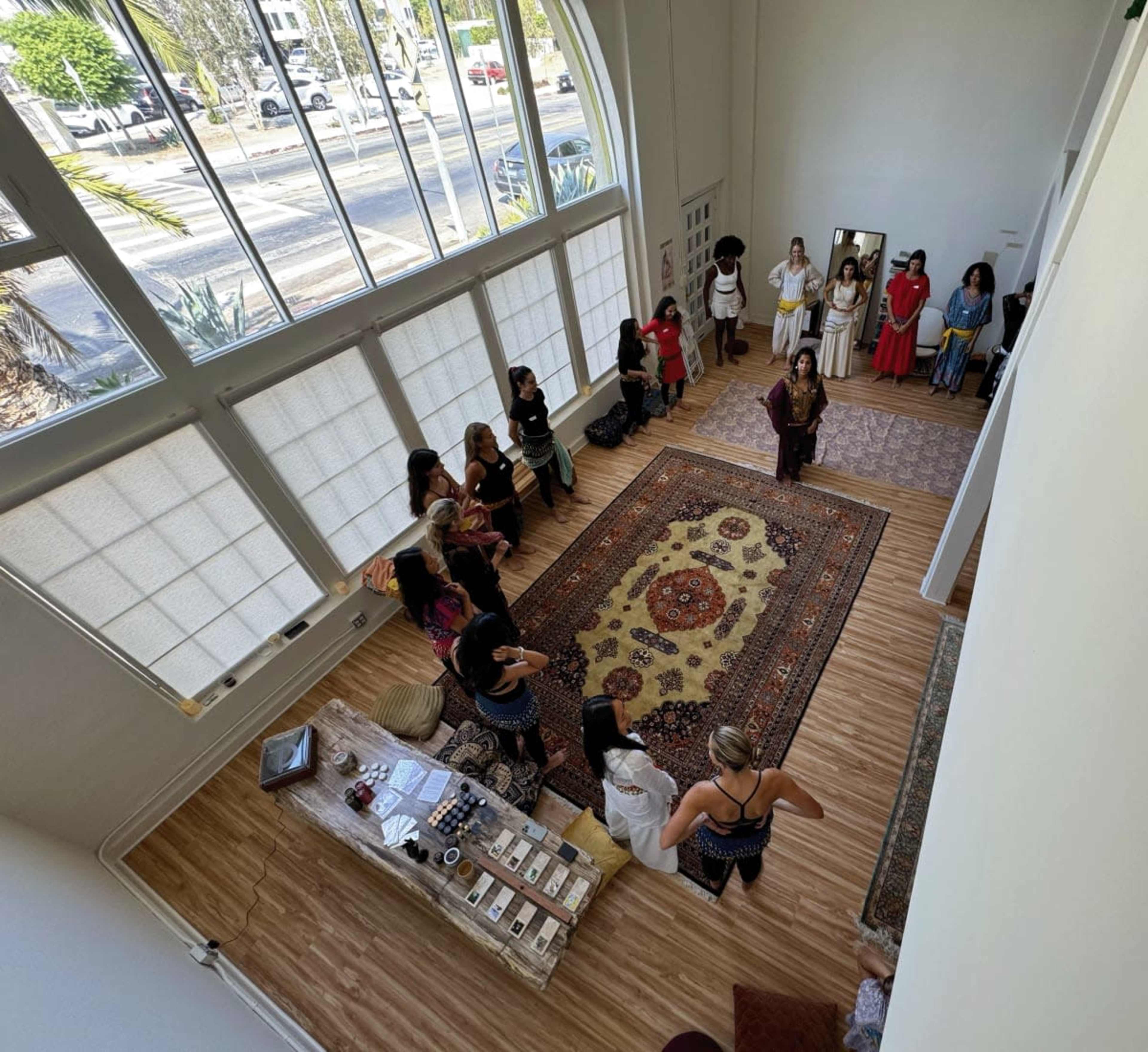 Creative Oasis w/ Warm Vibes, Huge Windows & Golden Light Image in Westlake, Los Angeles, CA