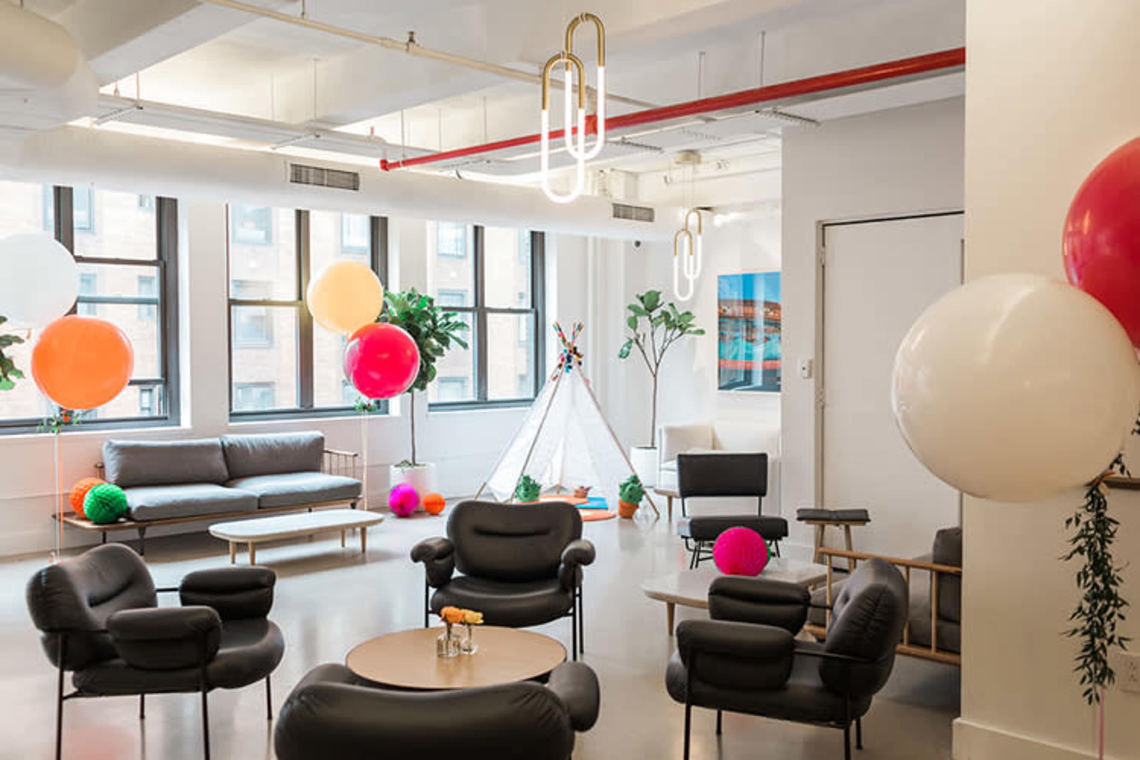 The Lounge Image in Midtown Manhattan, New York, NY