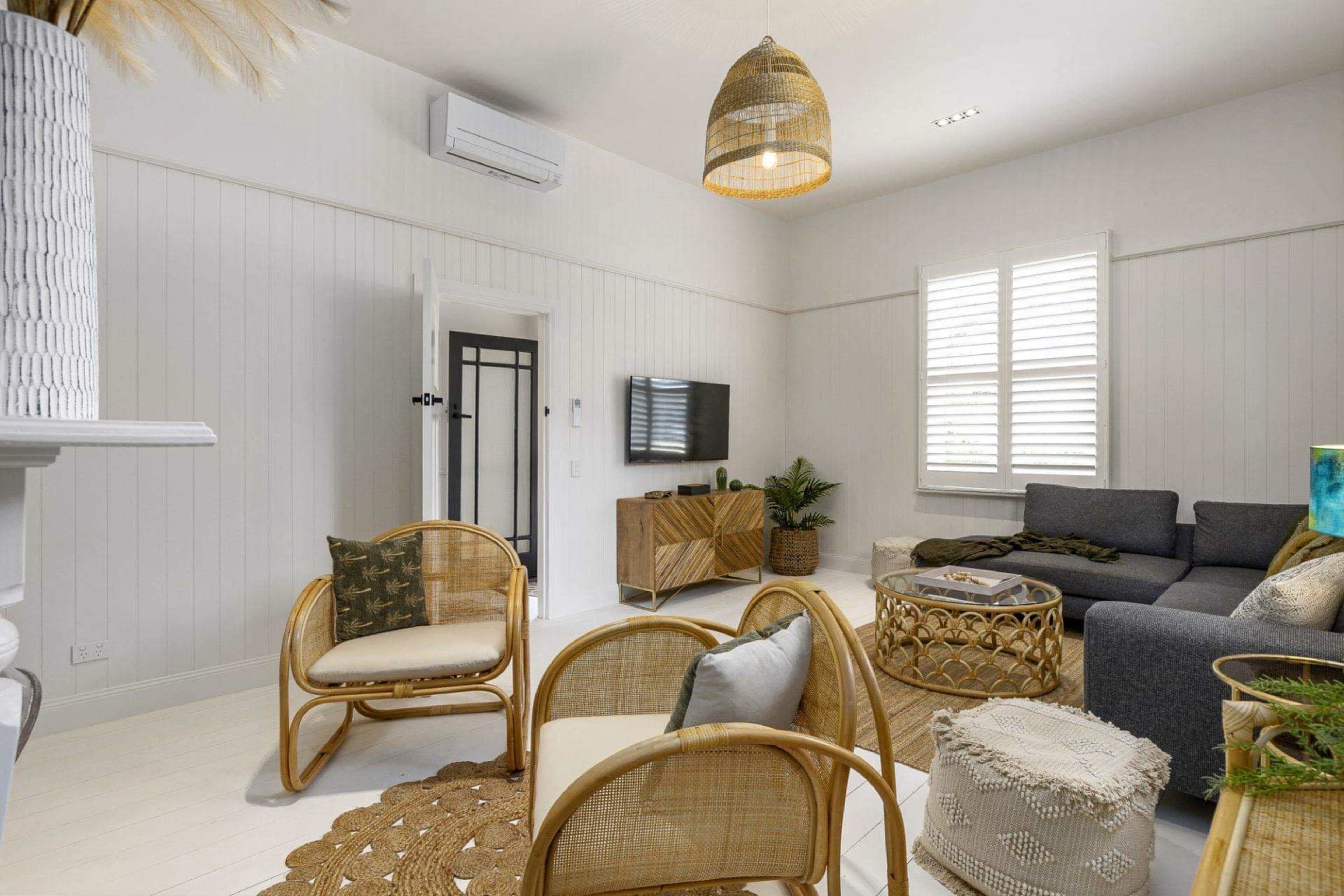 The Coastal White Cottage Image in Sorrento, Sorrento, VIC