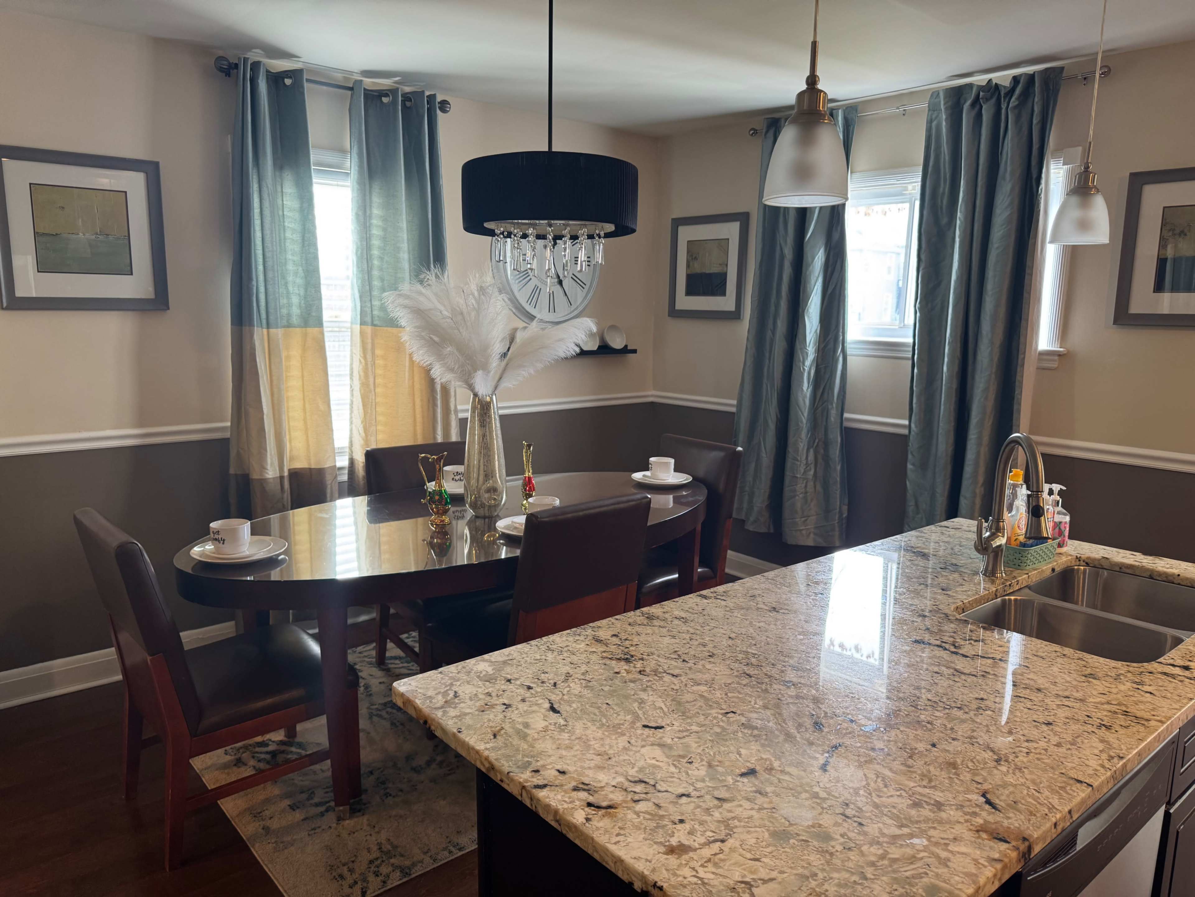 Charming and Cozy Space for Small Gatherings or Creative Projects Image in Howard Park, Baltimore, MD