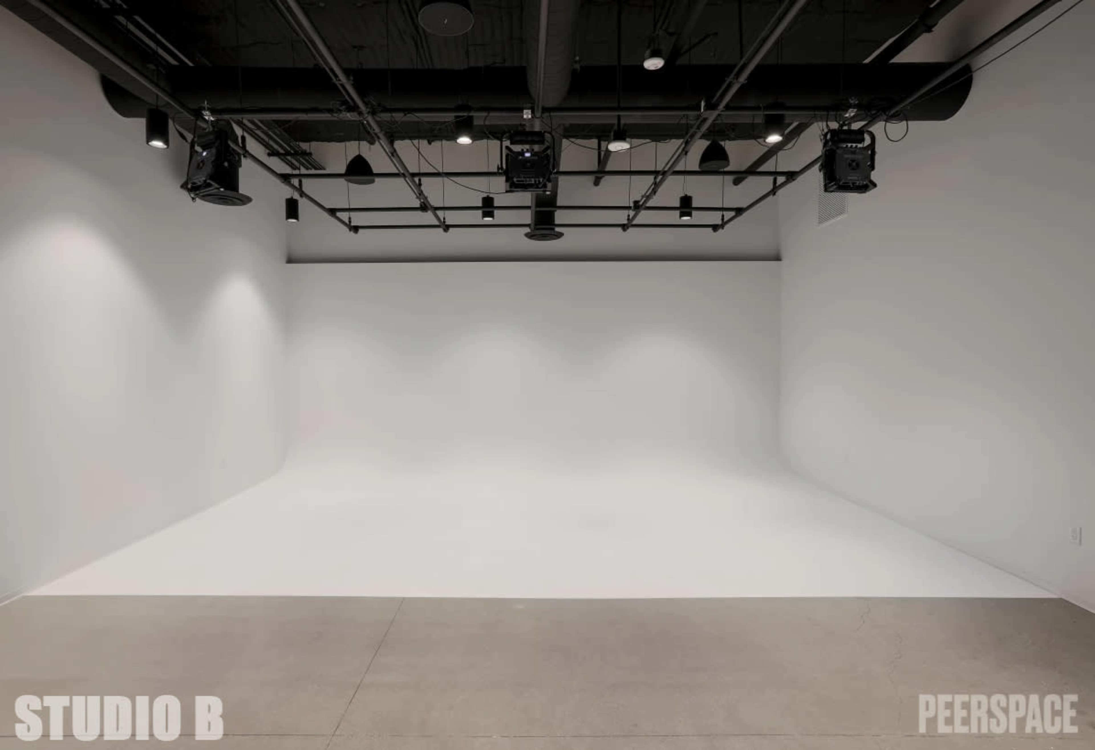 Cutting-Edge Production Studio Centrally Located In Hollywood Image in Hollywood, Los Angeles, CA