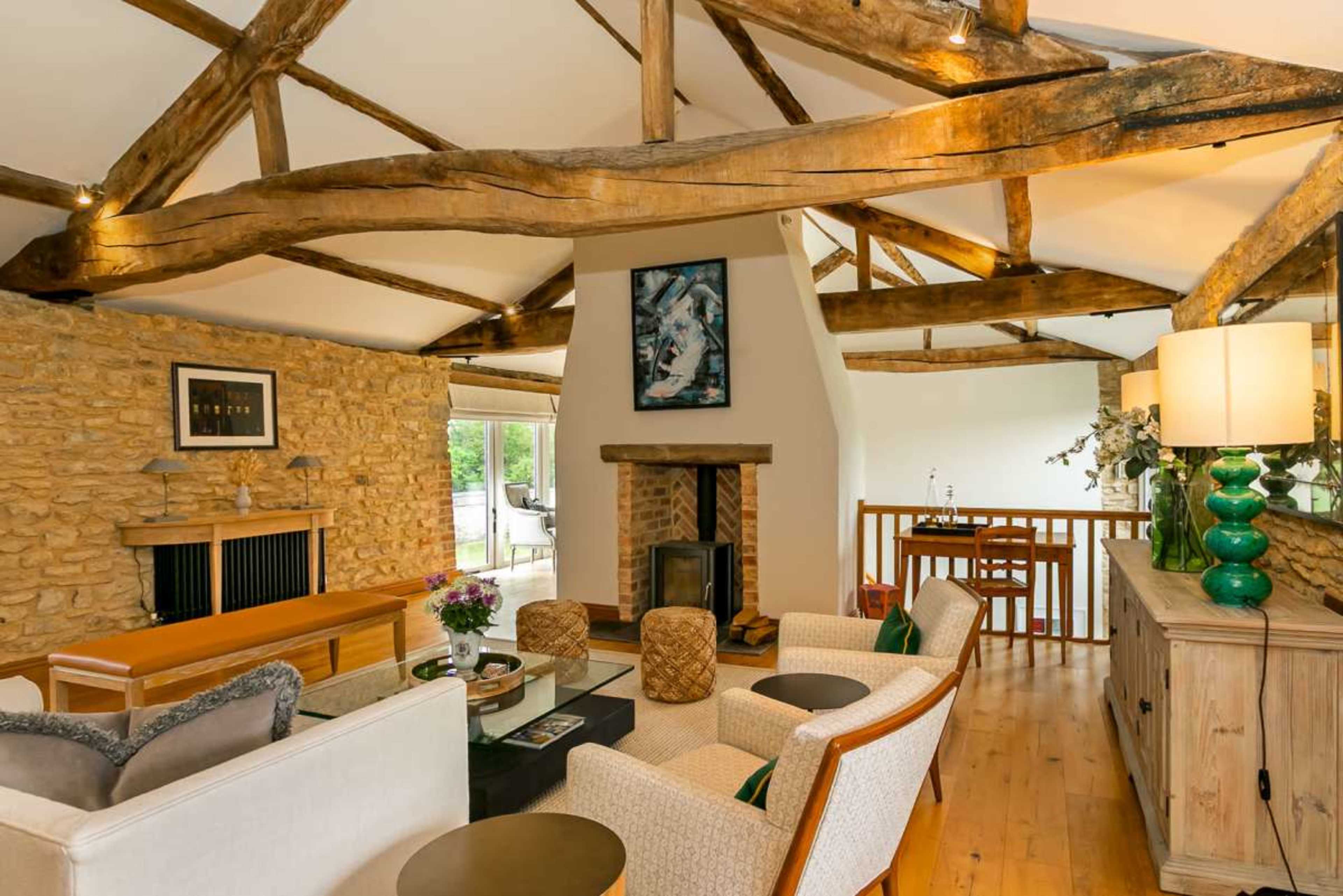 Beautiful Barn Conversion in Oxfordshire- perfect for film set in a 'country home' Image in Sulgrave, Sulgrave, ENG