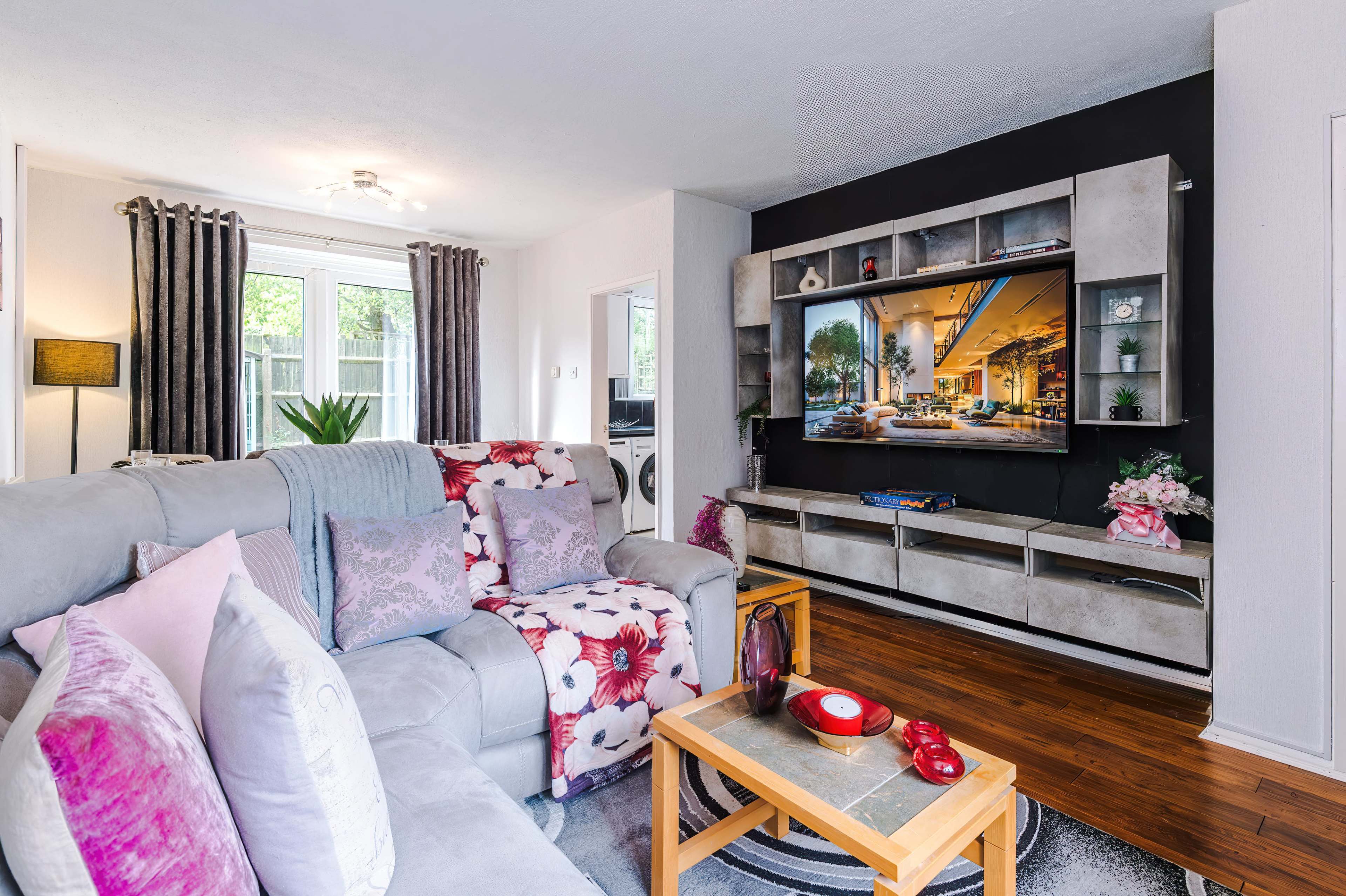 3 Bed House in Knutsford with Garden and Driveway Image in Knutsford, Knutsford, ENG