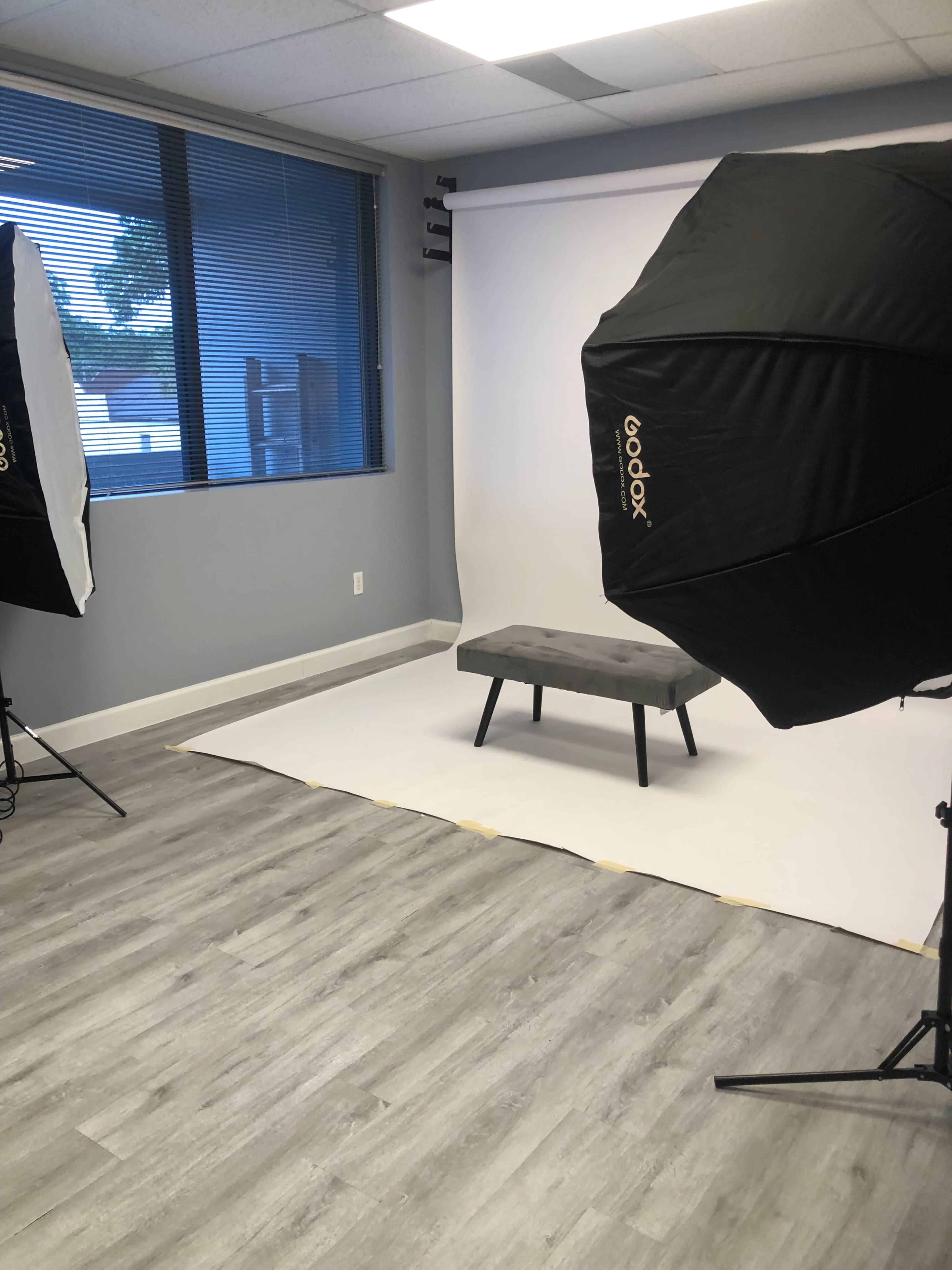 Downtown Orlando Private Photo Studio Space Image in Colonialtown North, Orlando, FL