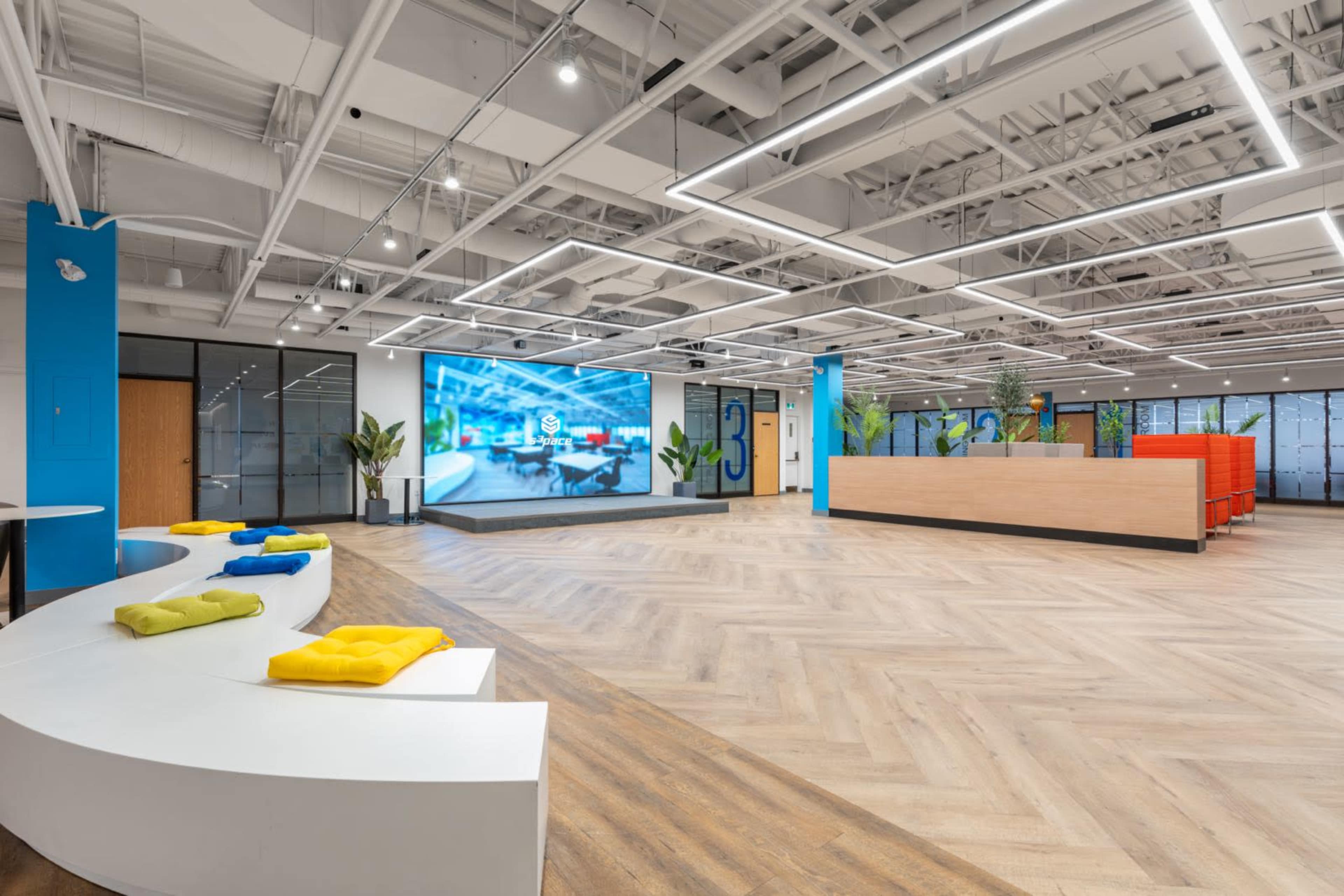 Business Event & Networking Space Image in Hillcrest Village, North York, ON