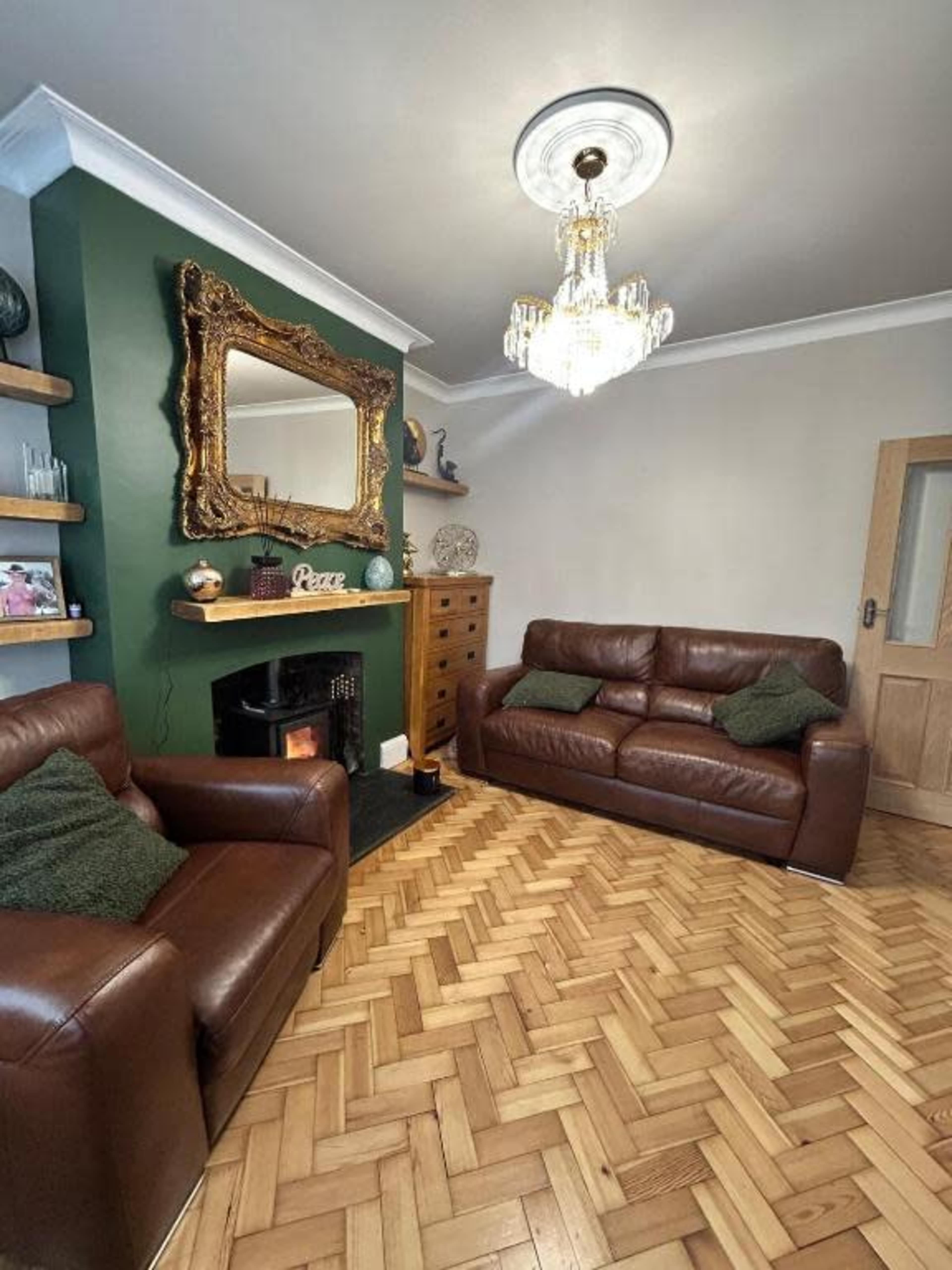 Luxury Two Bedroom House with Hot Tub Image in Victoria Park, Cardiff, WLS
