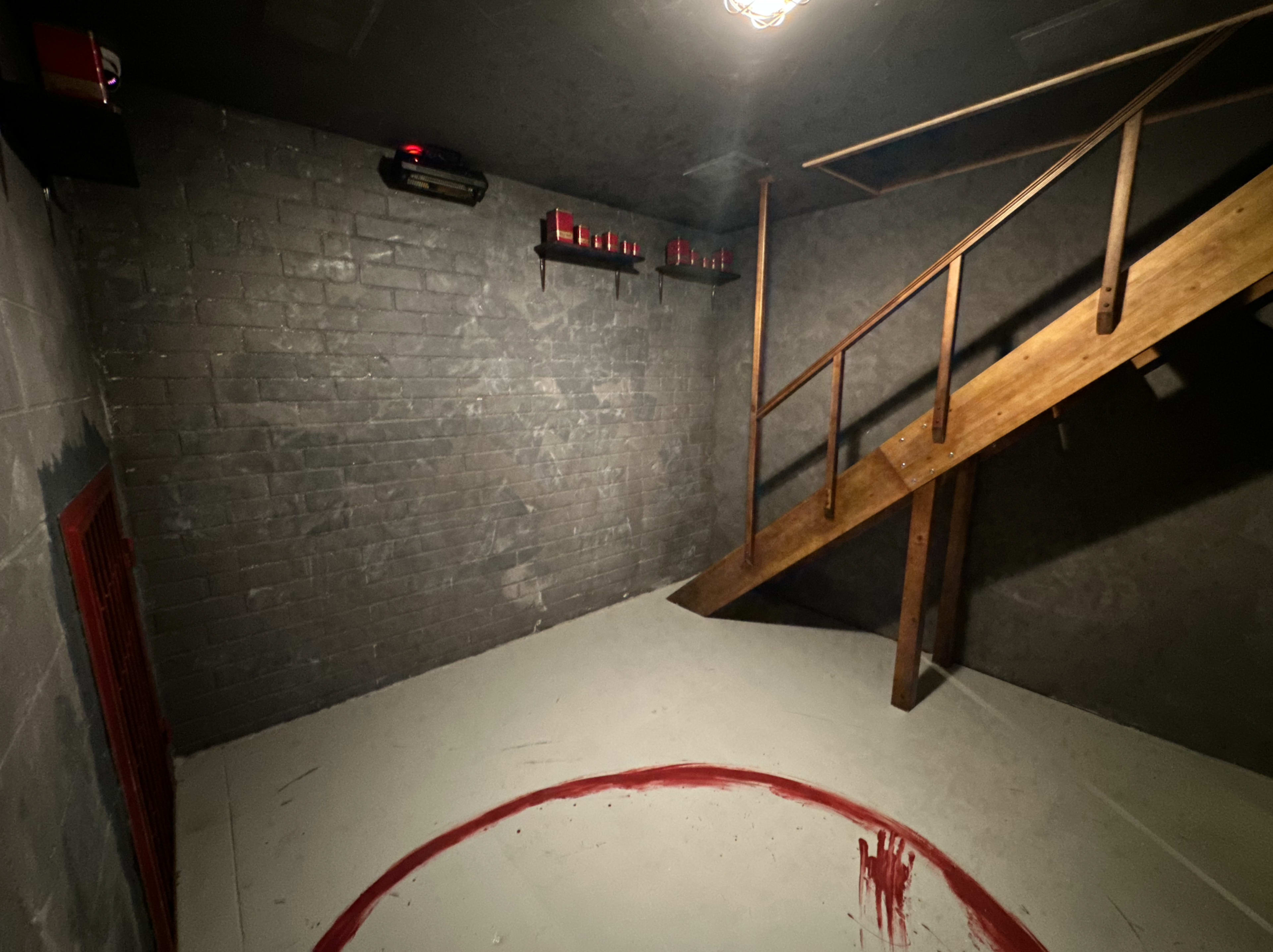 Creepy murder house Image in Koreatown, Los Angeles, CA