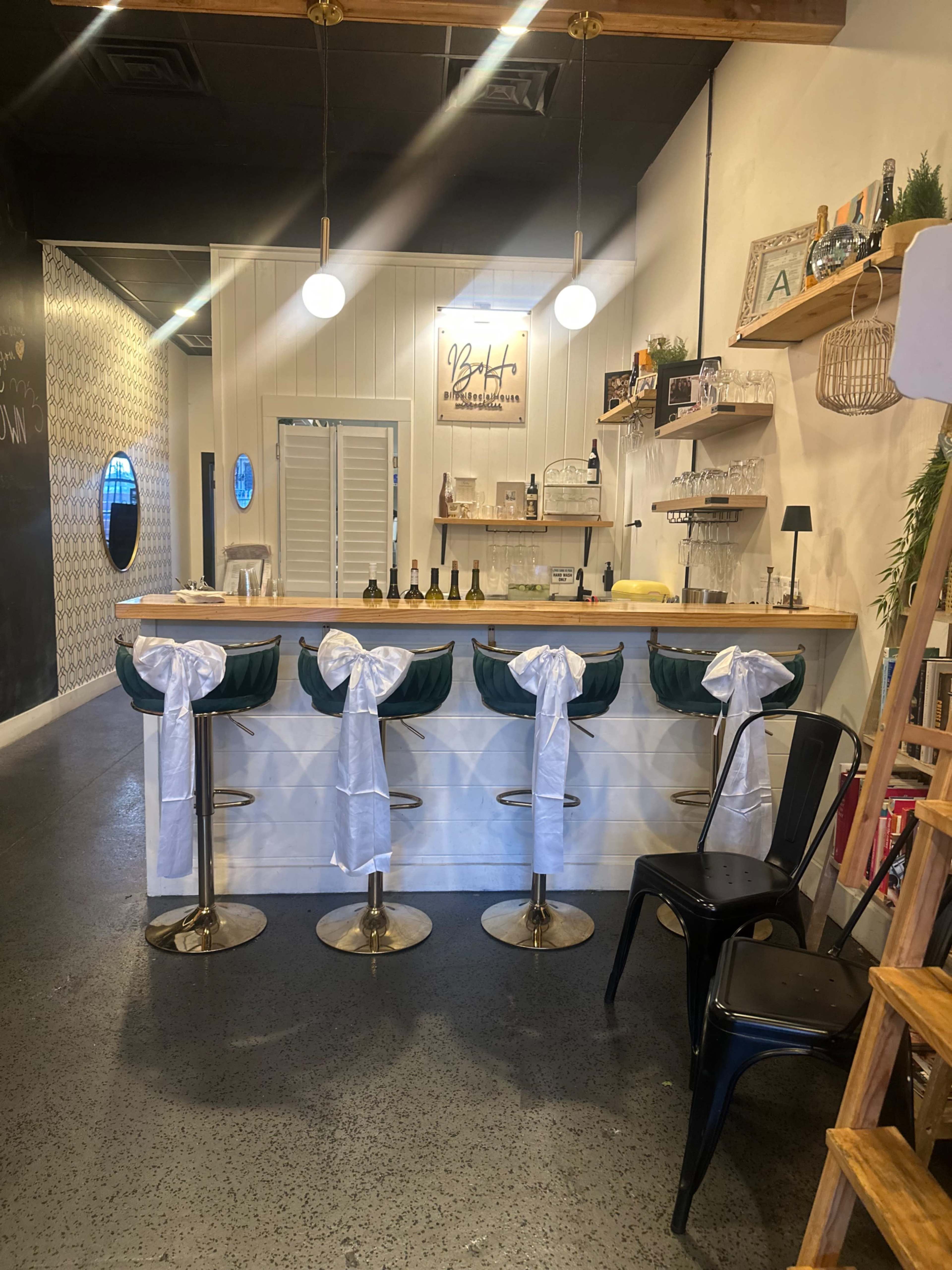 Trendy wine bar with cozy outdoor space. Image in Biloxi, Biloxi, MS