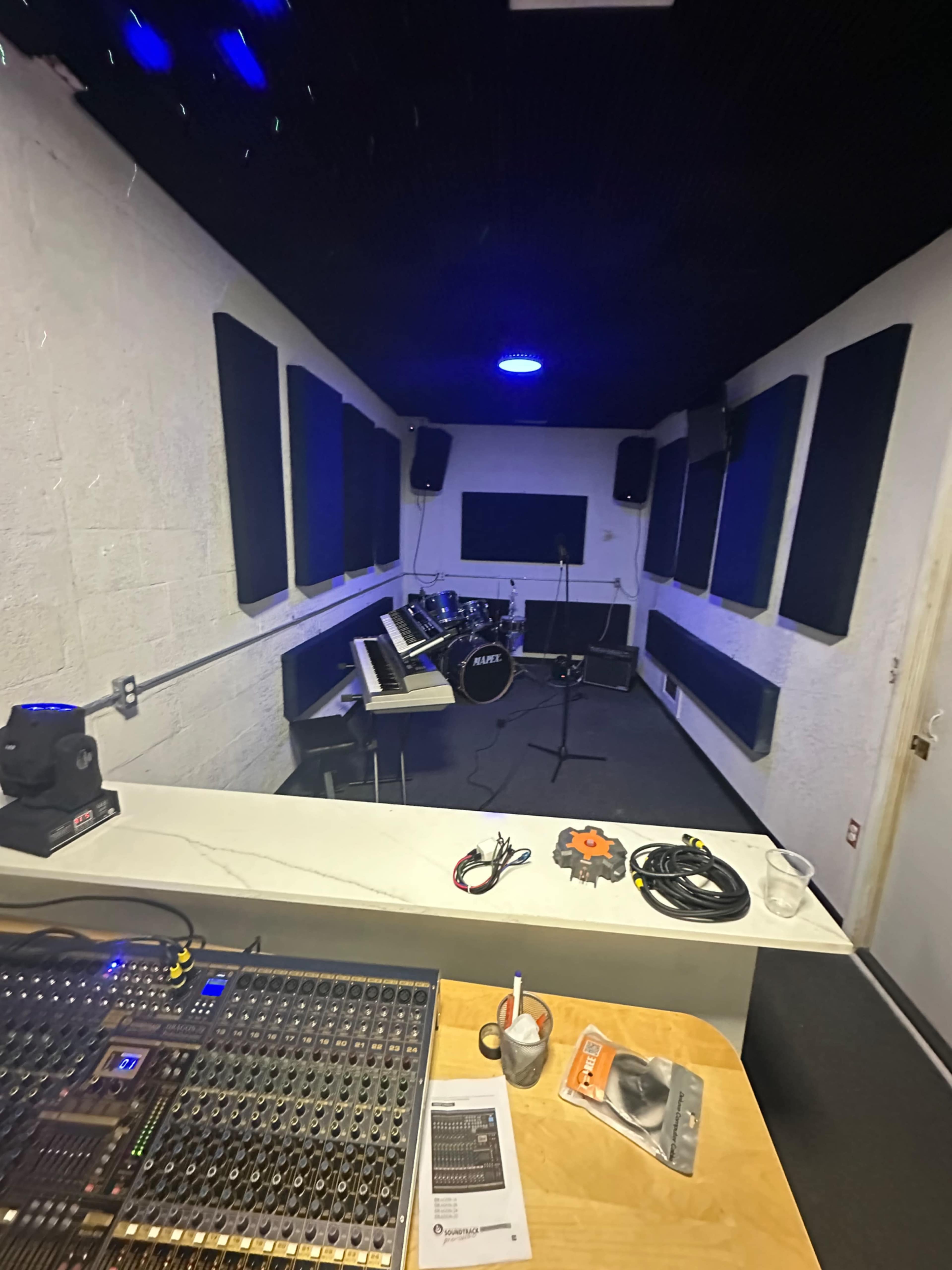 Rehearse record create space in south Florida Image in , Miami, FL