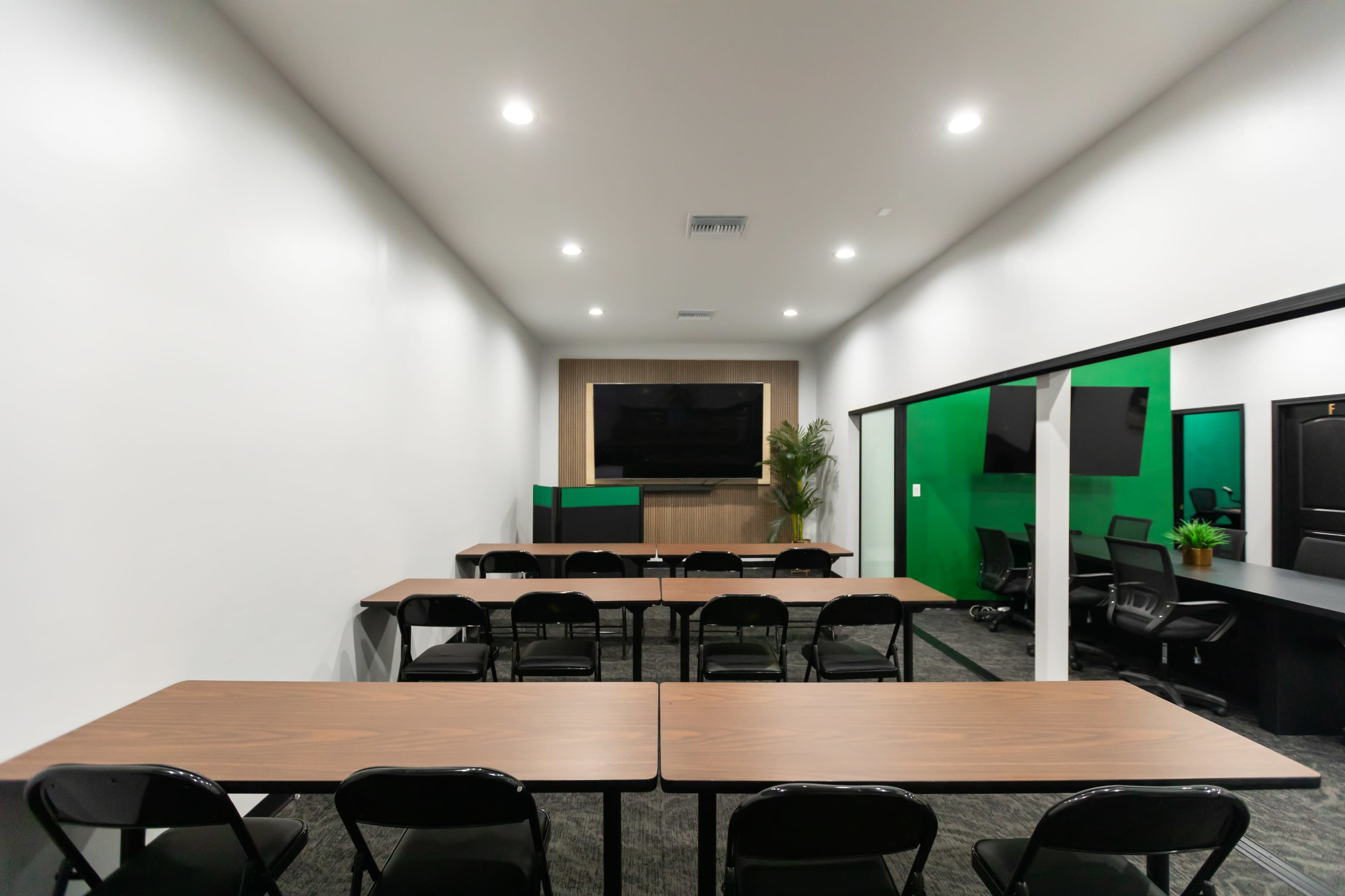Modern Training & Meeting Space in Uptown Whittier Image in Whittier, Whittier, CA
