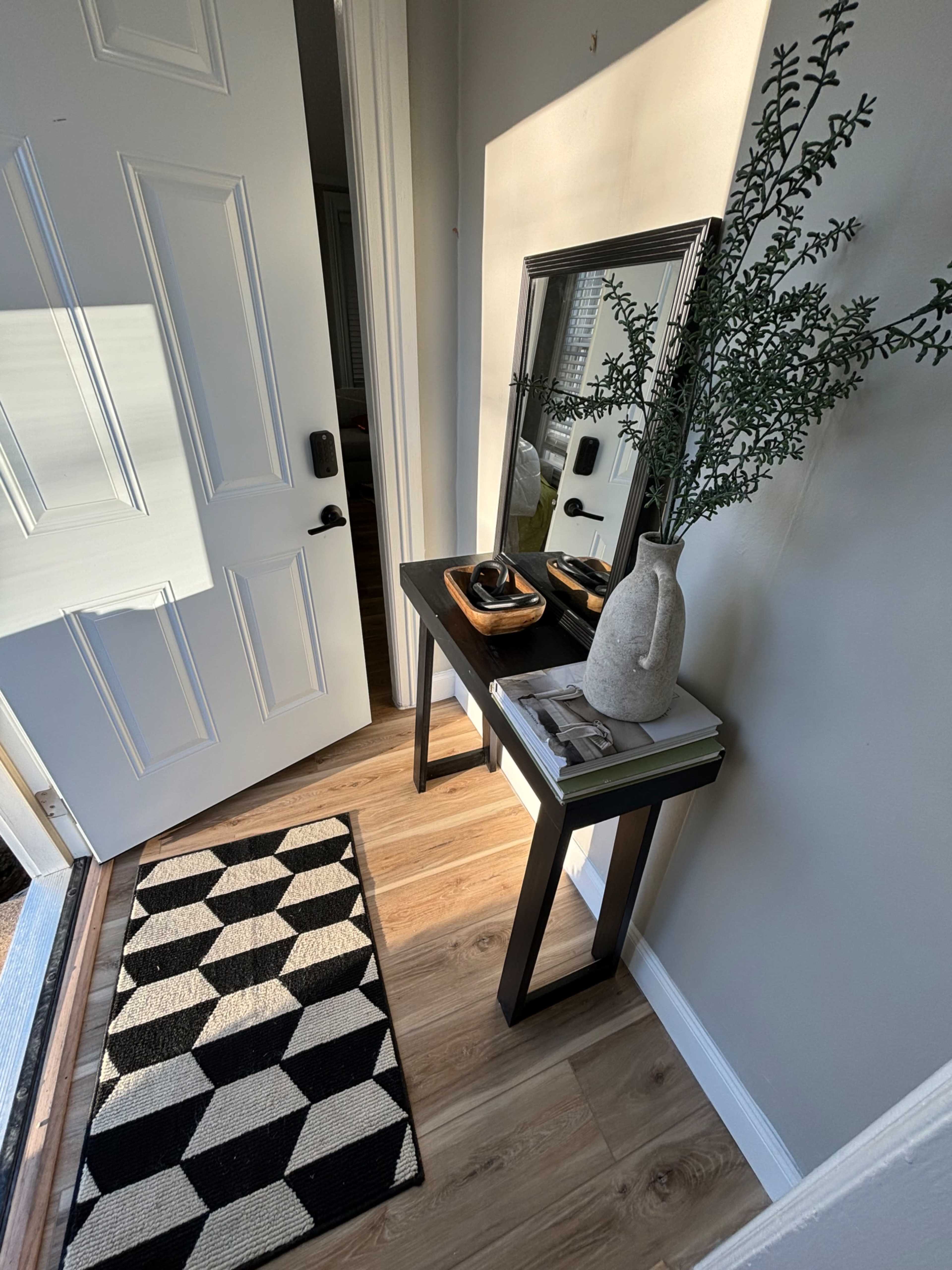 Modern Farmhouse Apartment Image in Pawtucket, Pawtucket, RI