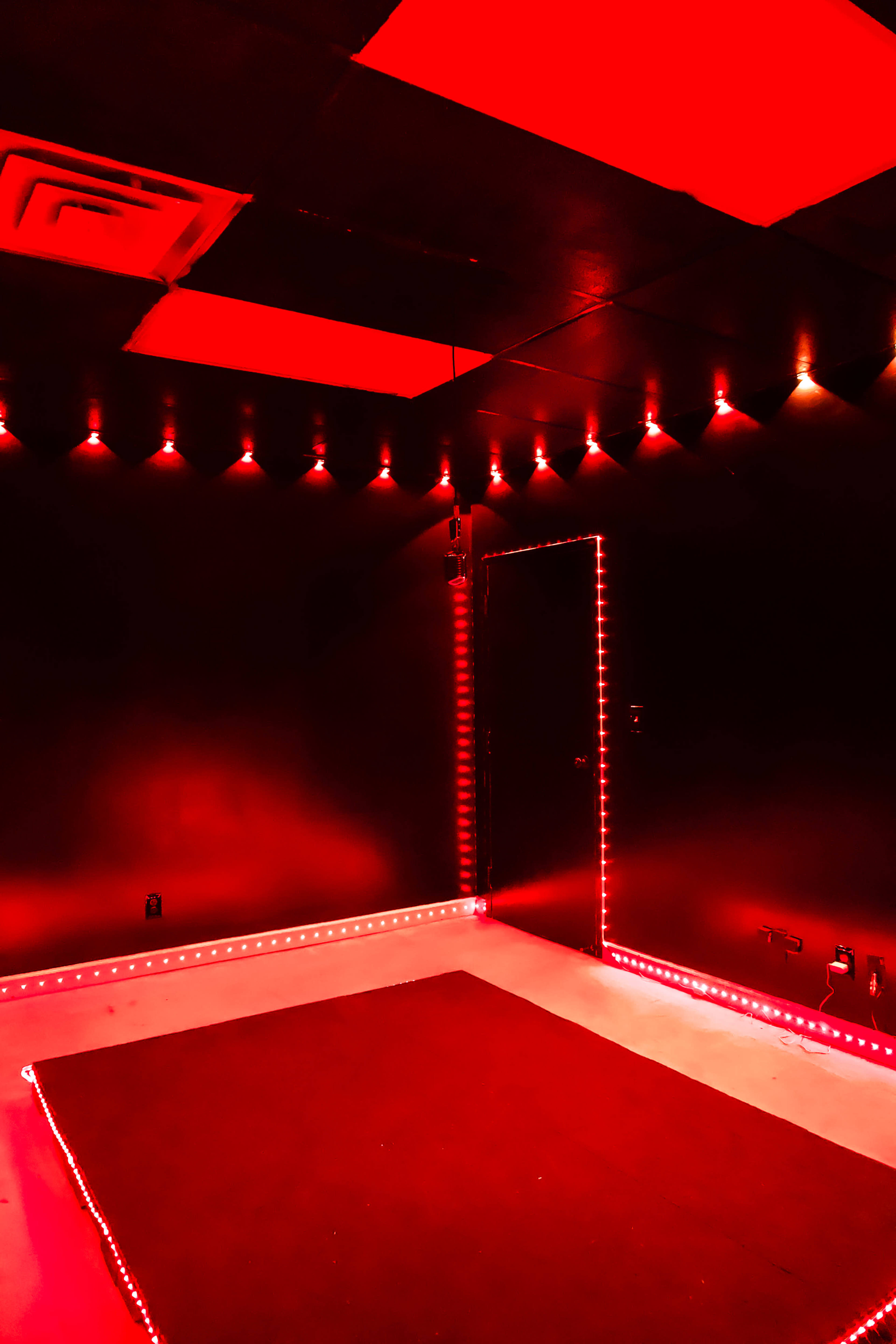 The Spotlight Room Image in South Nashville, Nashville, TN