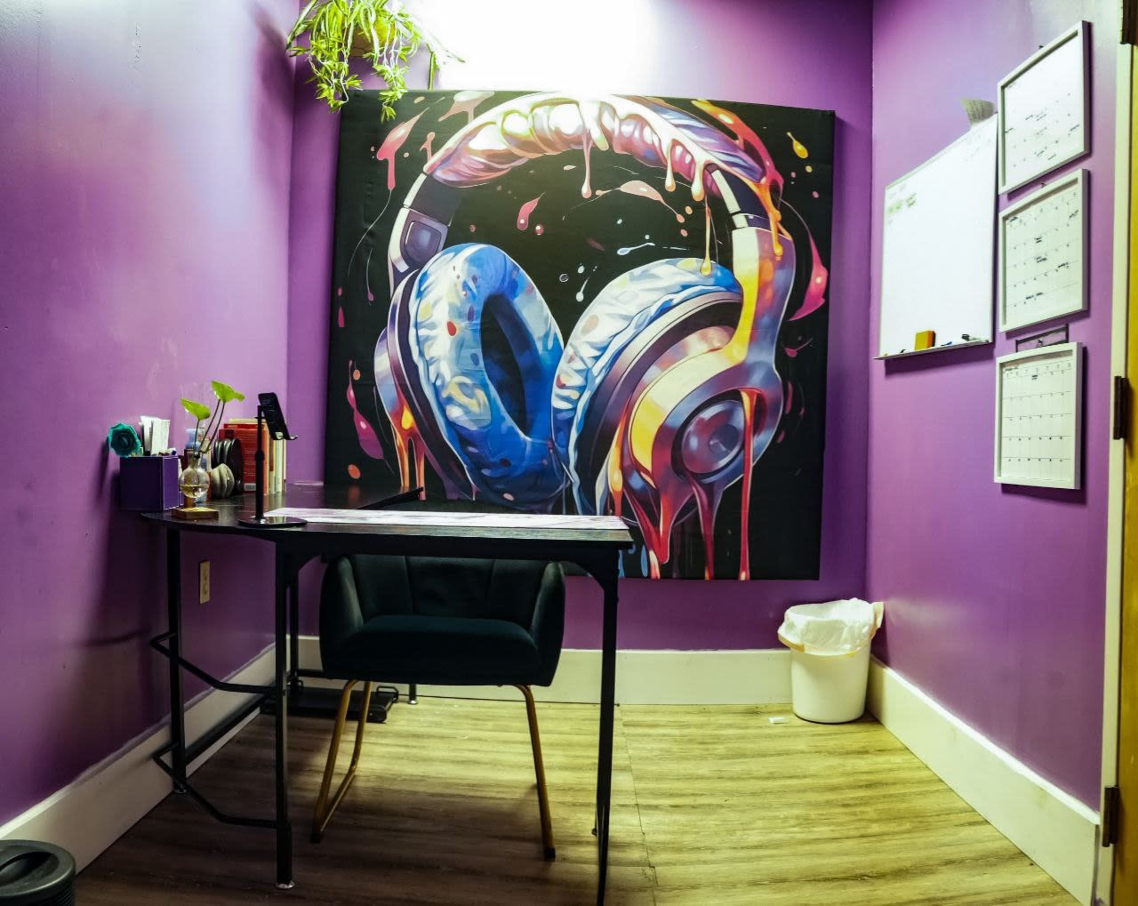 Creative and Vibrant Workspace Near Atlanta Airport Image in East Point, east point, GA