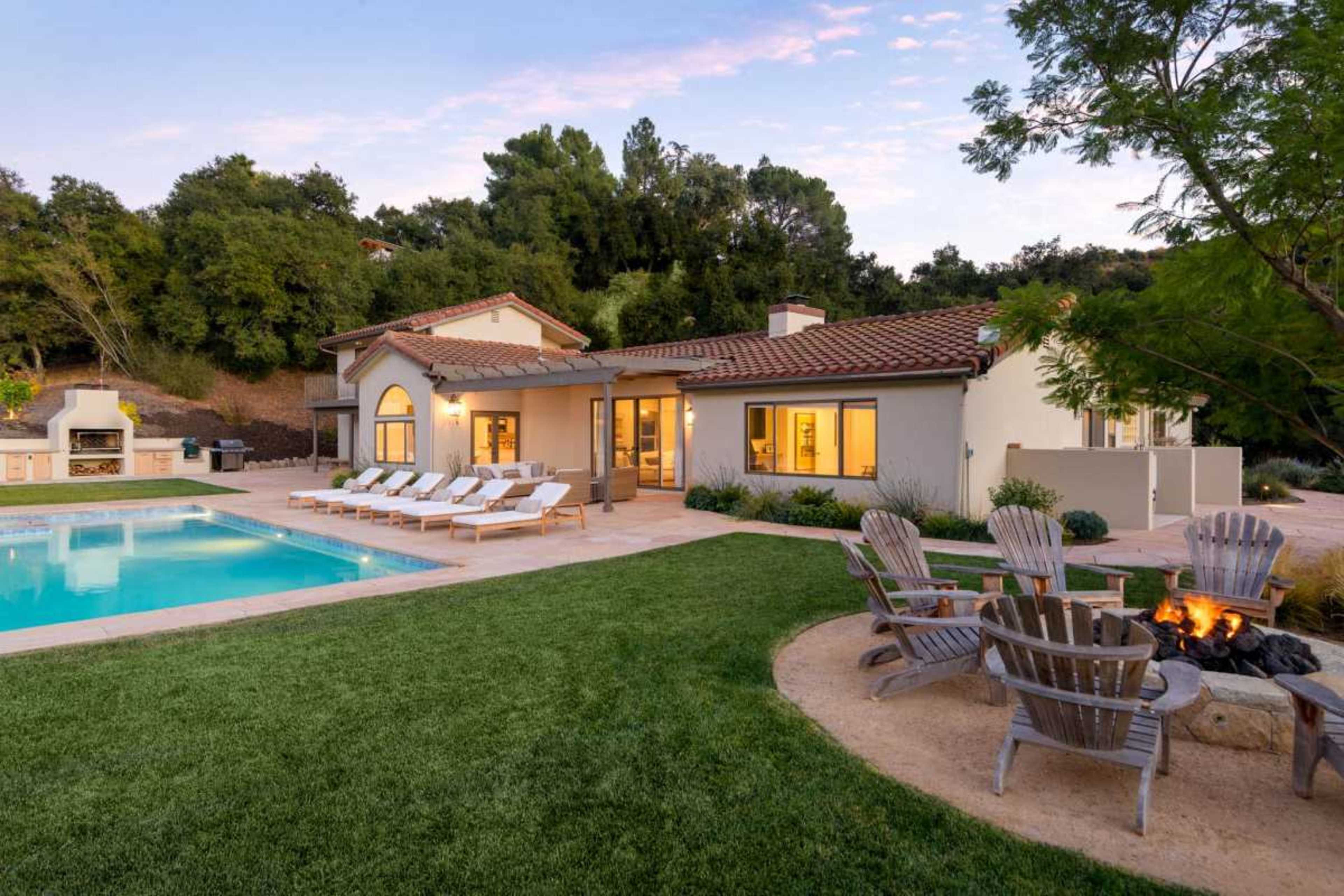 Iconic Views from an Ojai Retreat Image in , Ojai, CA