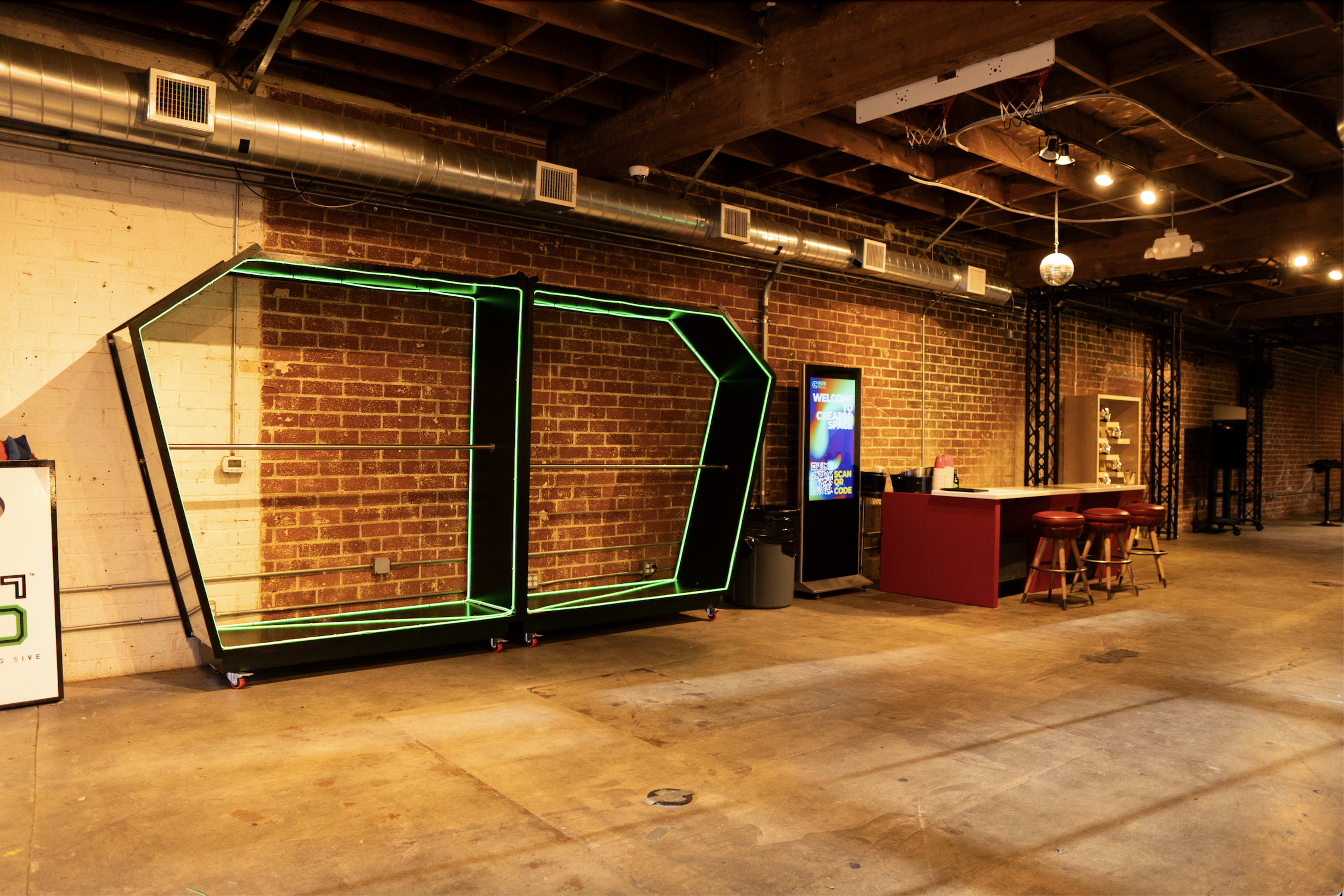 Unique & Spacious Flex Space with Stage | Sound System | Multiple Rooms | Red Carpet | Podcast Studio Image in Mid-City, Santa Monica, CA