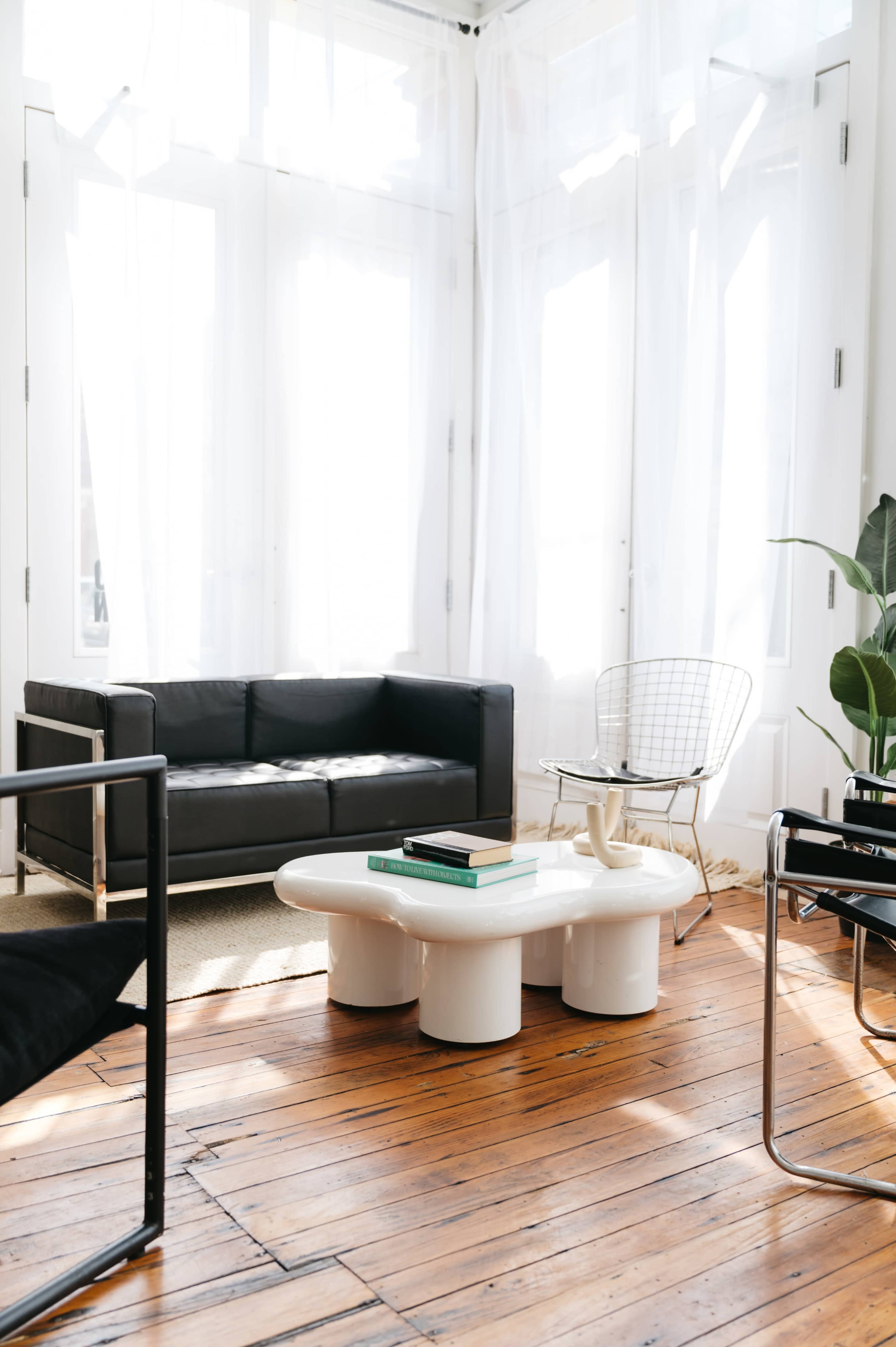 Downtown Urban Minimal Natural Light Studio Space Image in Over-The-Rhine, Cincinnati, OH