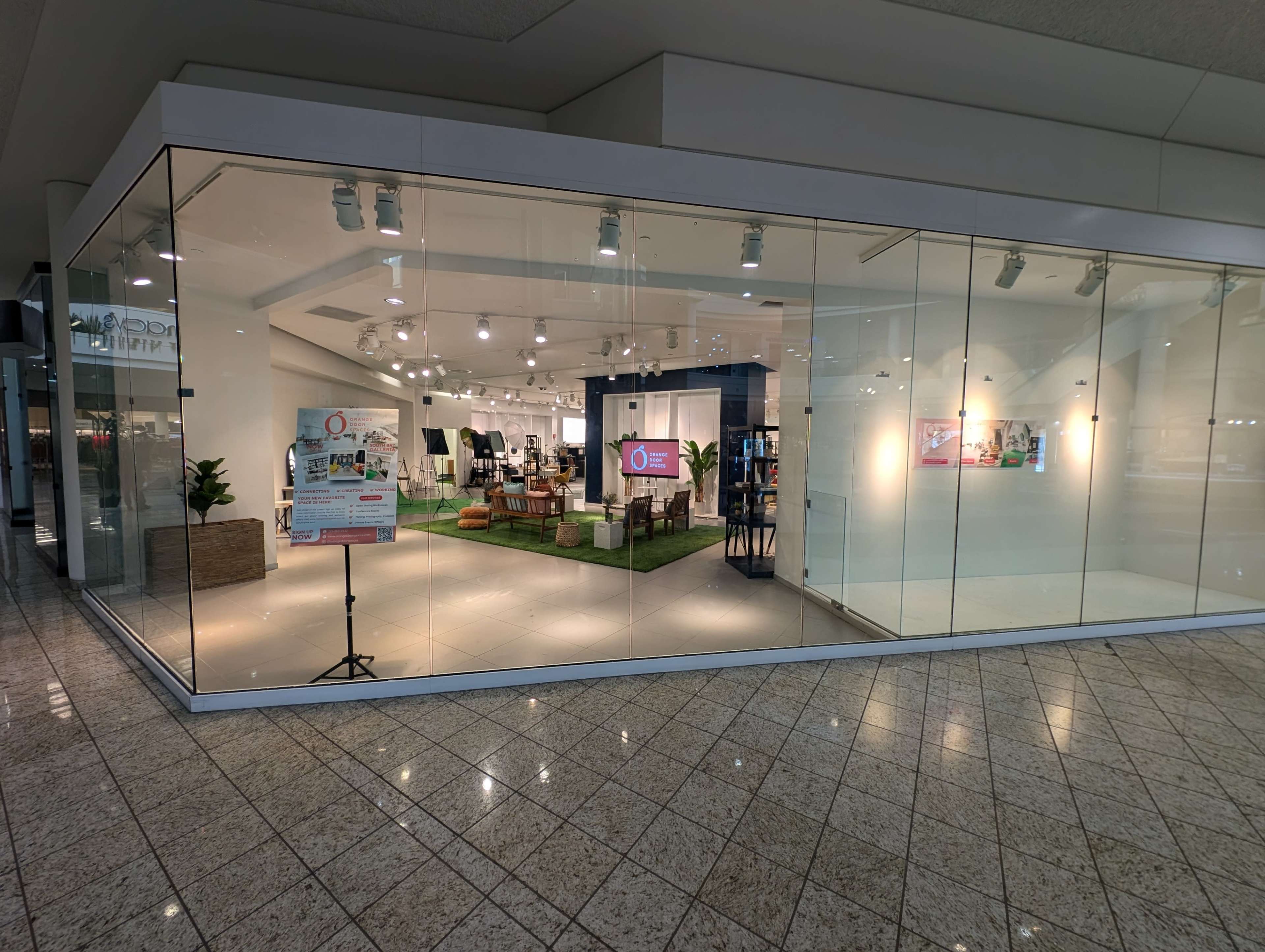 Meditation & Yoga Room - Orange Door Spaces Image in North Redondo, Redondo Beach, CA