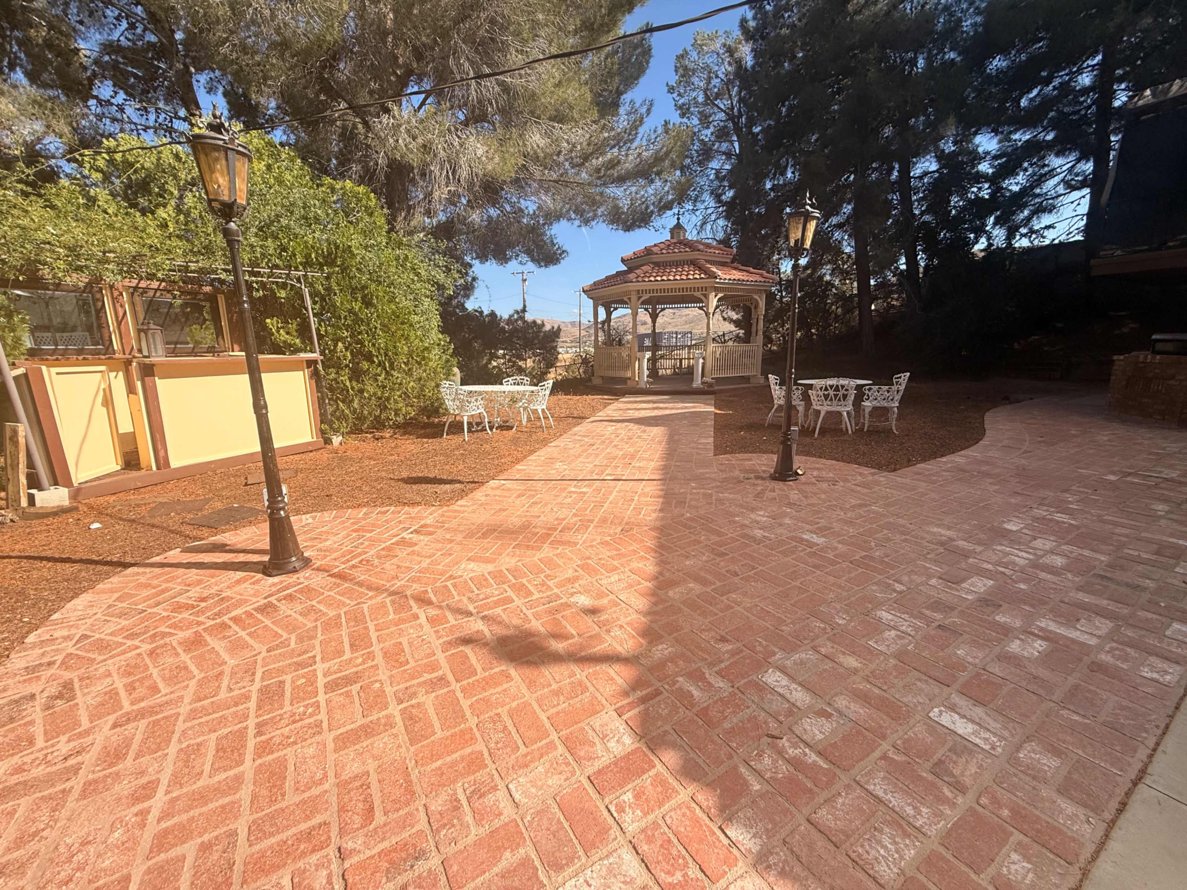 All-Inclusive Outdoor Event Space w/ Gazebo & Mocktail/ Beverage Station Image in Palmdale, Palmdale, CA