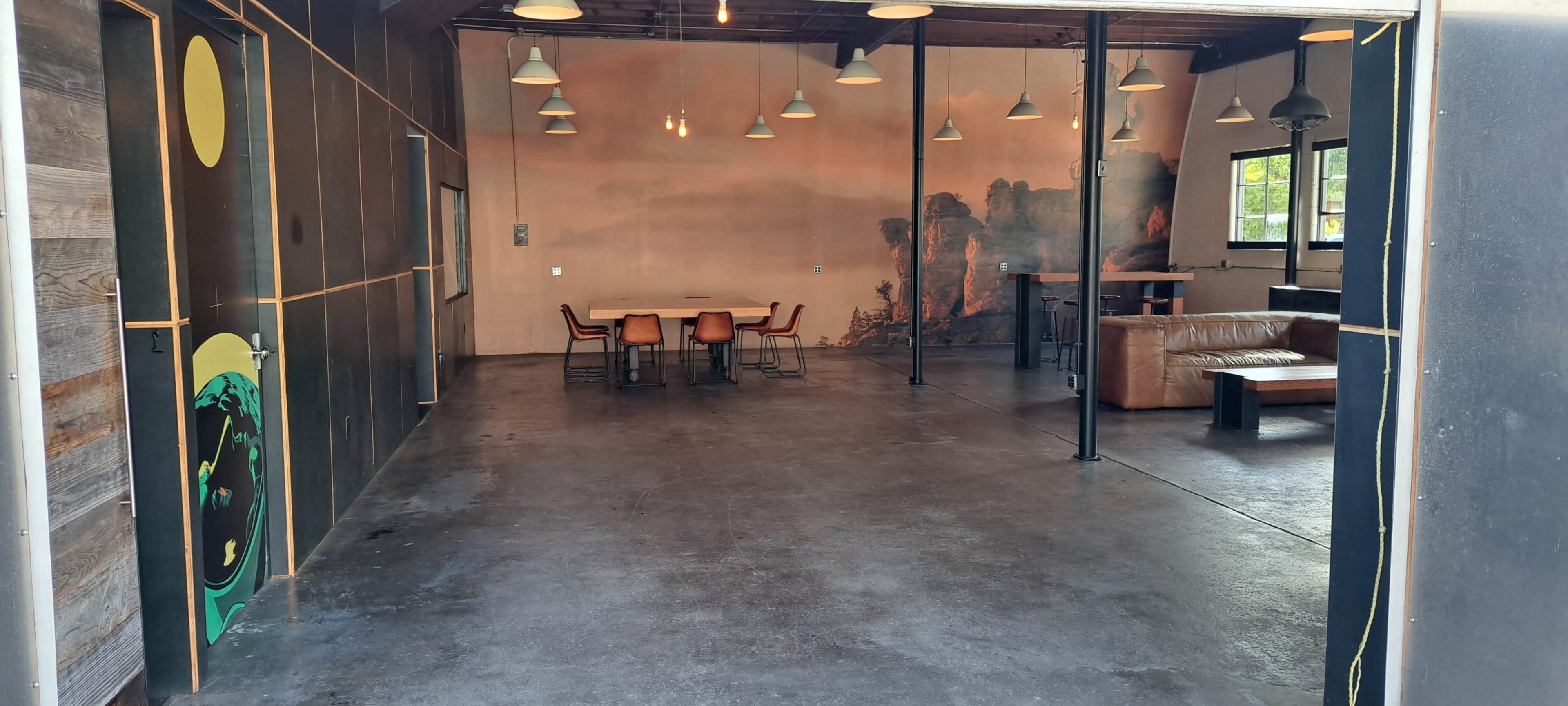 Unique and Creative Industrial Loft Space in Heart of Downtown Newberg Image in Newberg, Newberg, OR