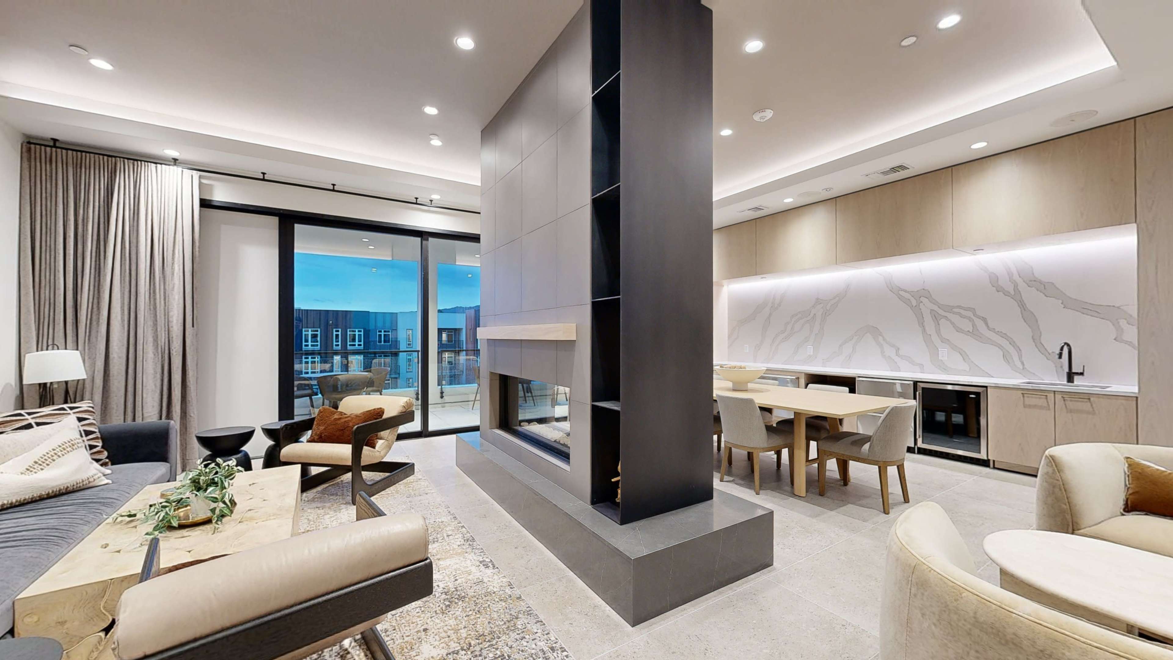 Contemporary Lounge with Spacious Seating Image in Dublin, Dublin, CA