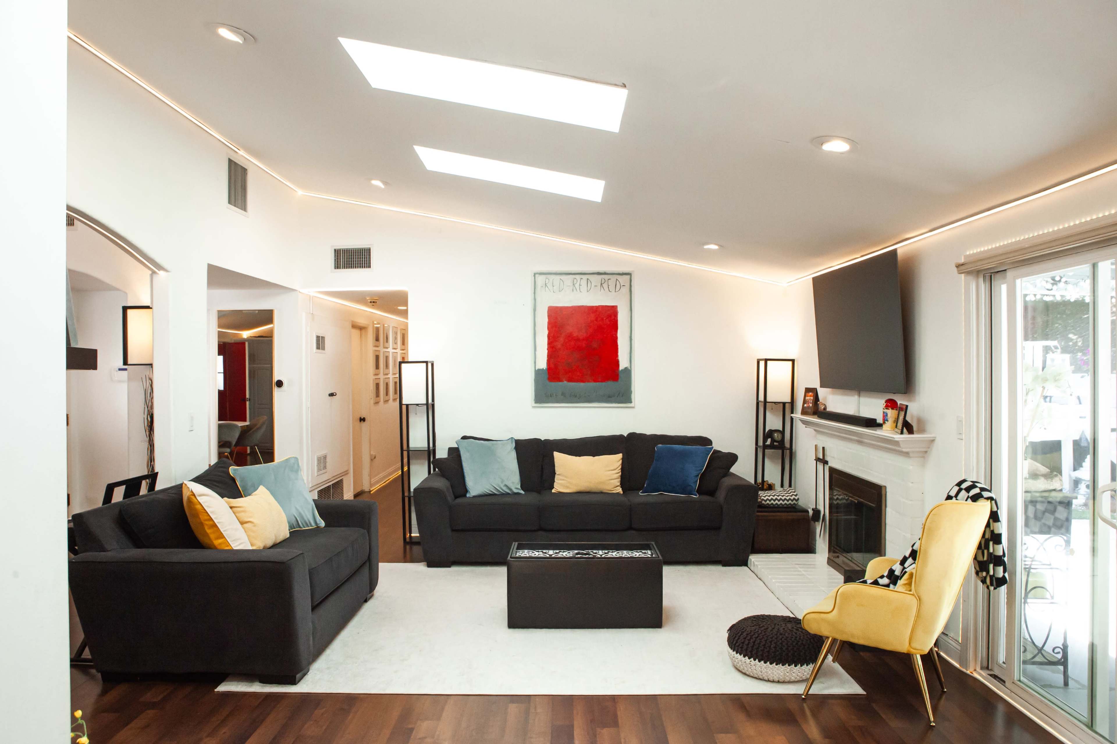 Mid-century Modern House Image in Woodland Hills, Woodland Hills, CA