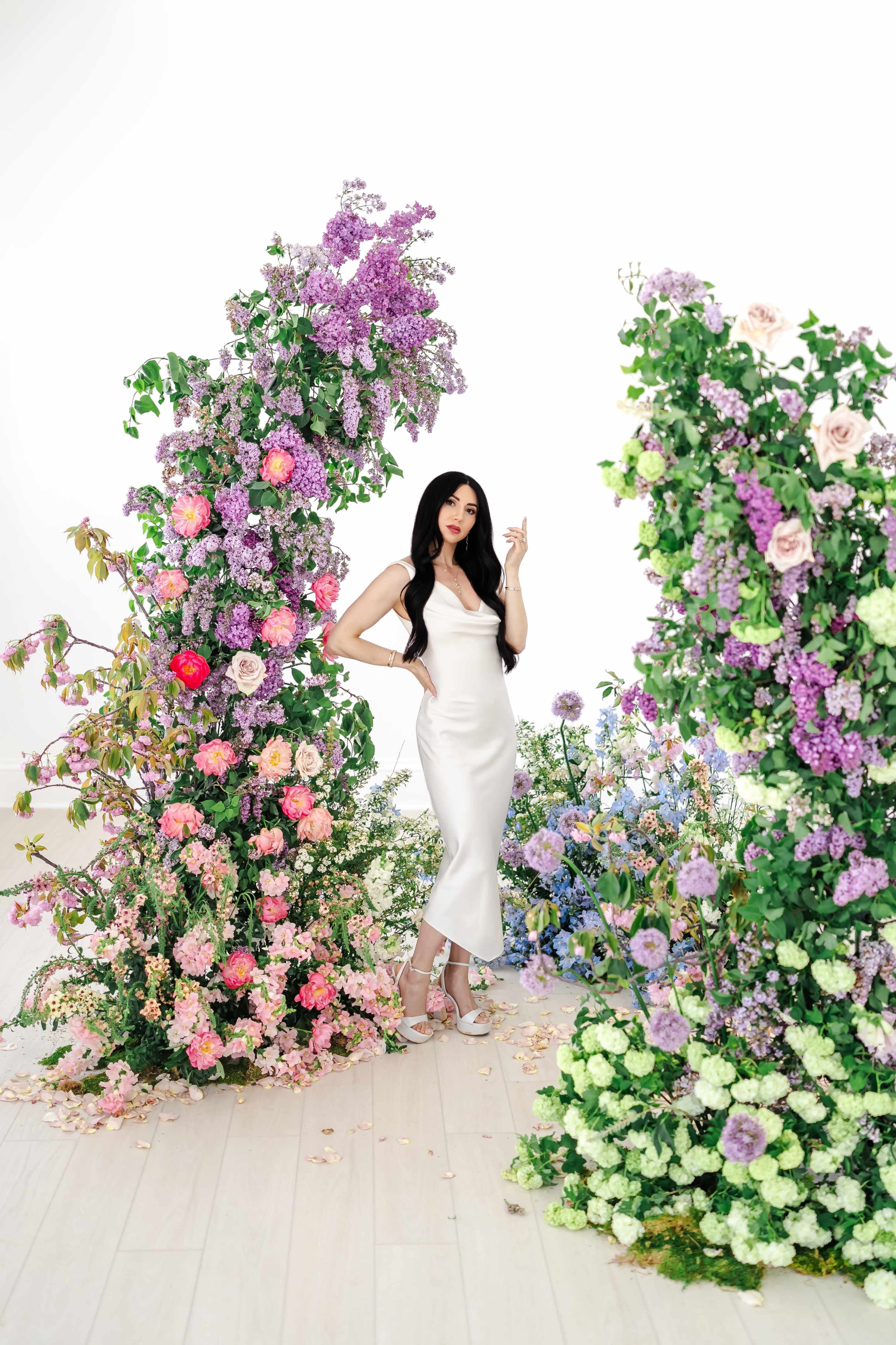 white light and airy studio with Large windows and vaulted ceilings. historical building Image in Benicia, Benicia, CA