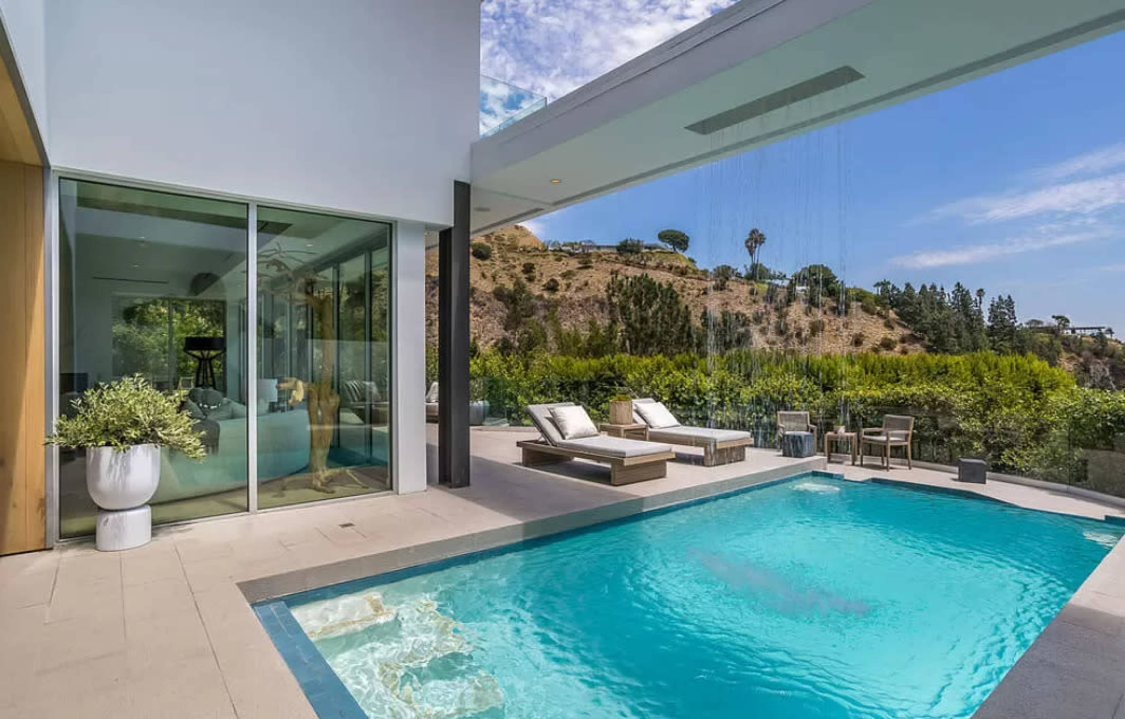 HILLSIDE RETREAT CINEMATIC ESTATE Image in Central LA, Los Angeles, CA