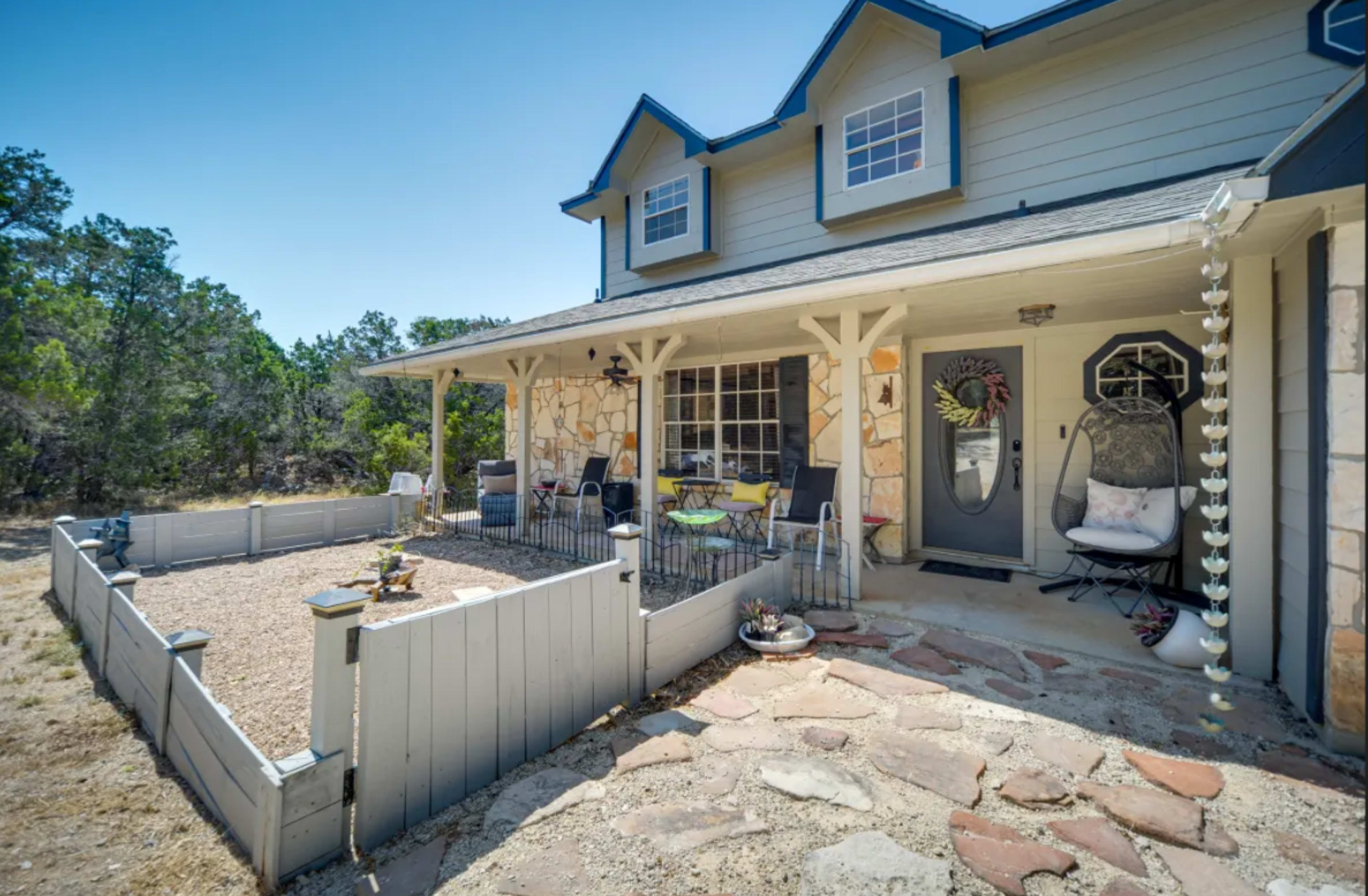 Beautiful Texas Hill Country Retreat Image in , New Braunfels, TX