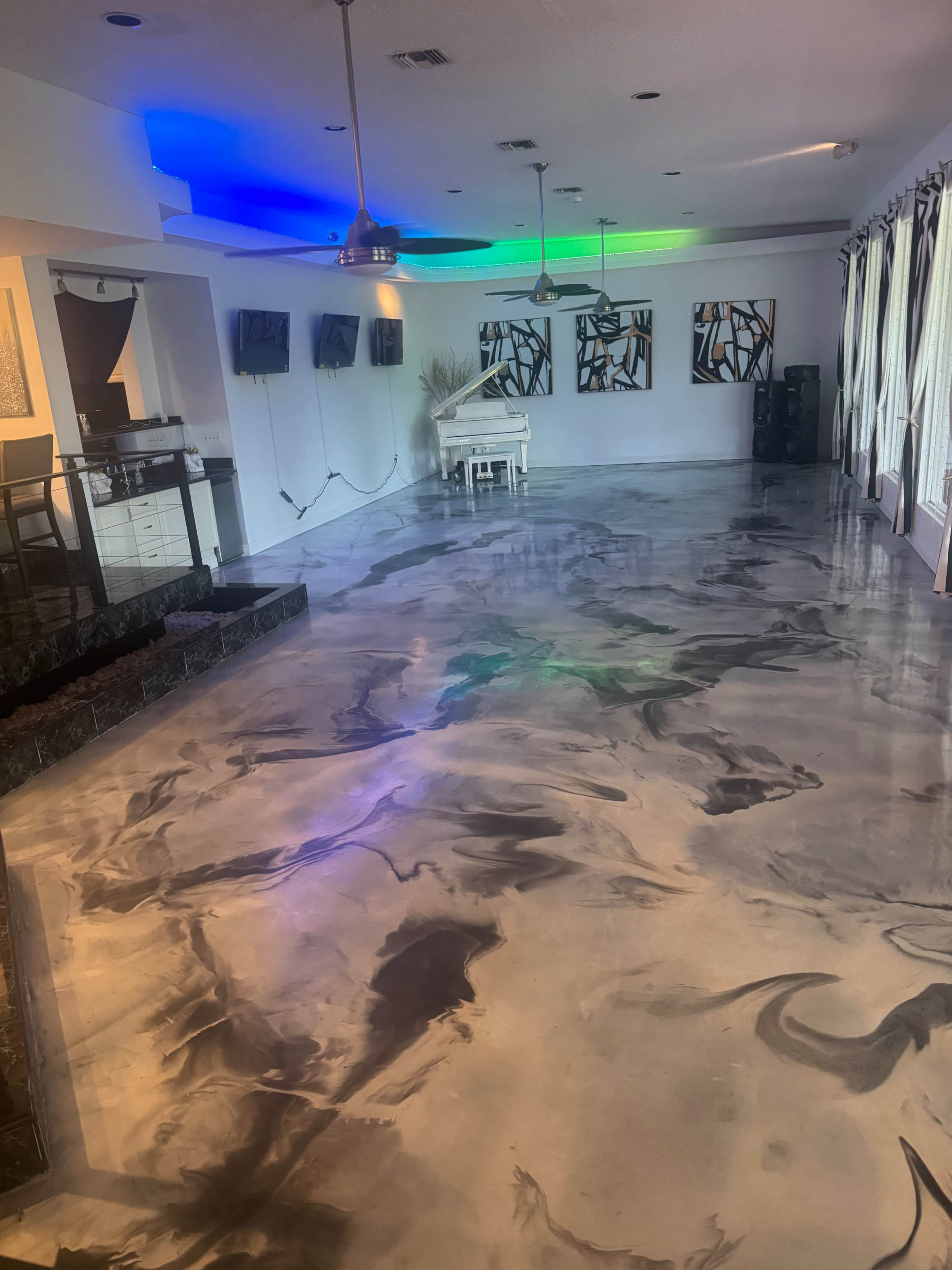 Mini Nightclub Vibes On The River Image in Hogan, Jacksonville, FL