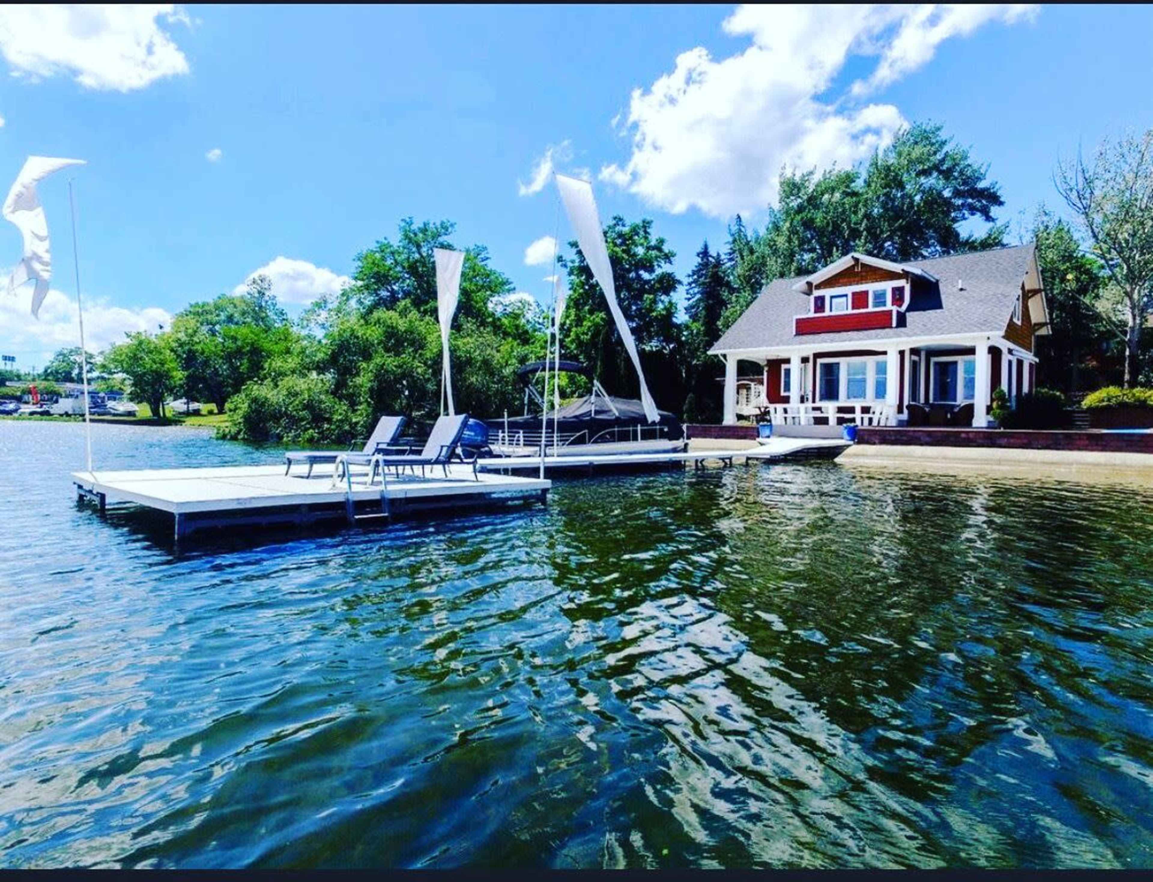 Gorgeous Lake House Image in Northfield Township, Whitmore Lake, MI