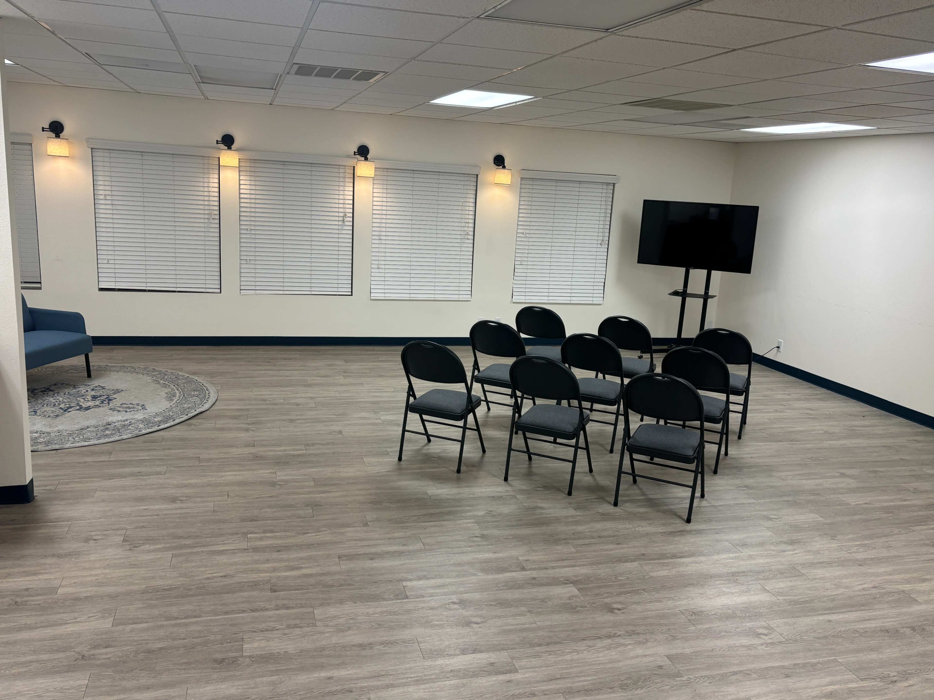 Flexible Studio Space for Photo/Video, Rehearsal,  Yoga, Small Events and Meetings Image in Mission Valley East, San Diego, CA