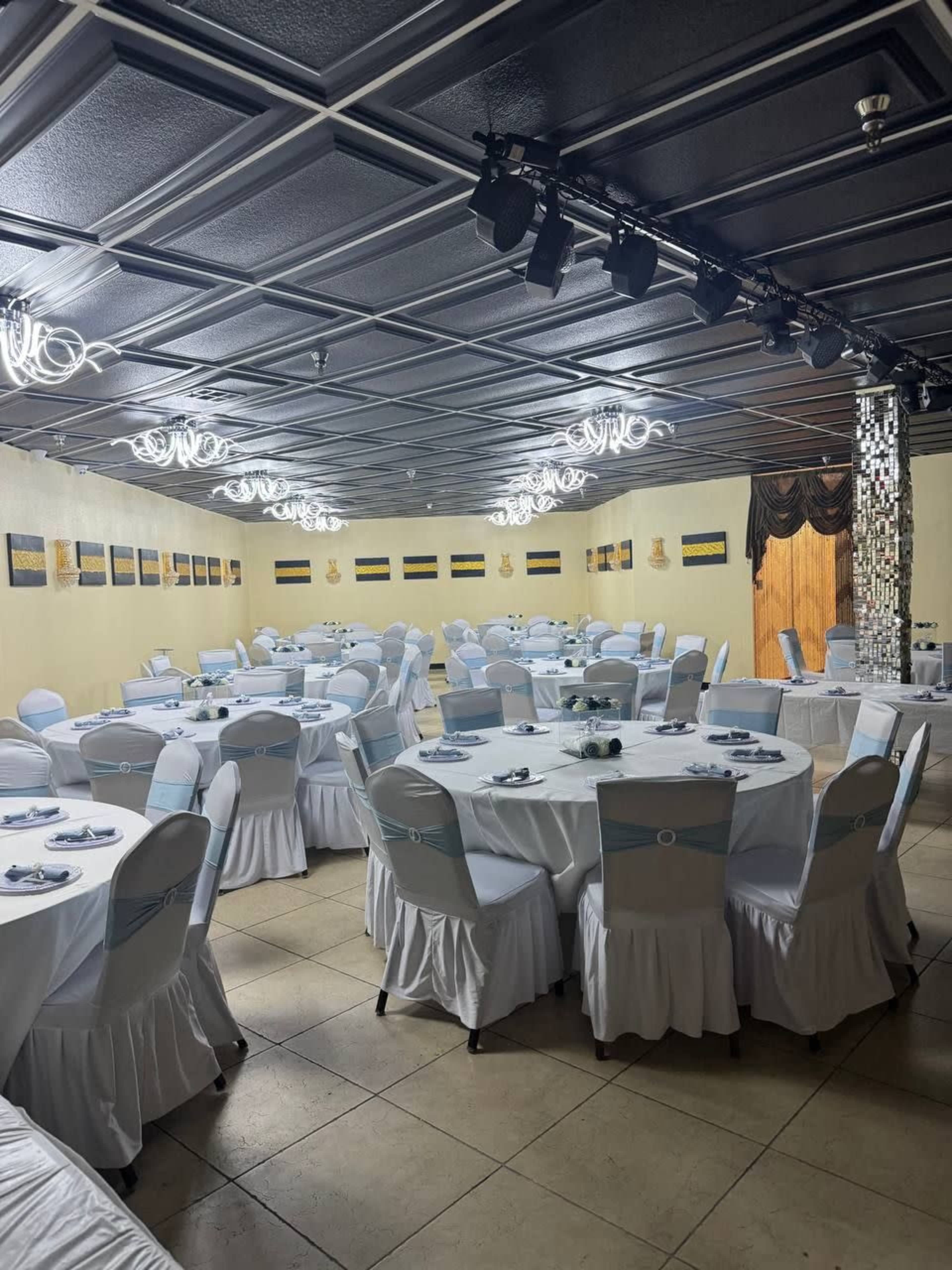 Beautiful banquet hall located minutes away from the strip Image in Paradise, Las Vegas, NV