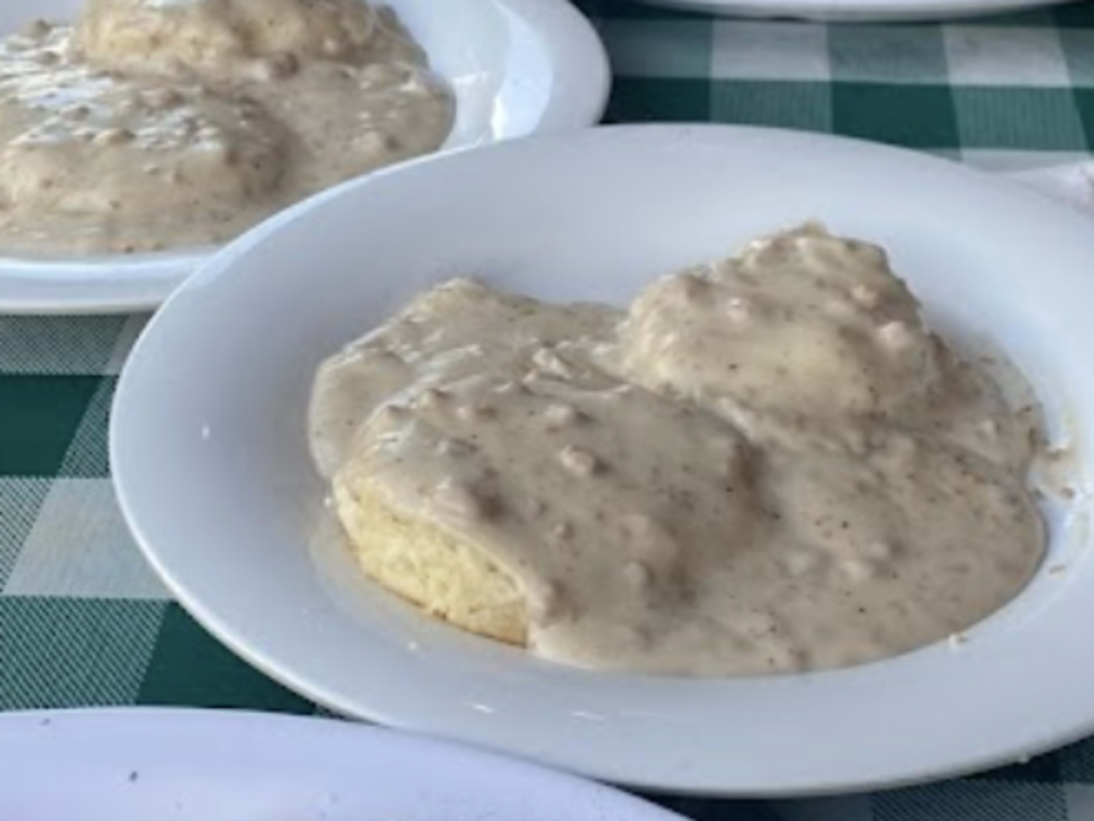 Biscuits & Gravy (10 Servings)