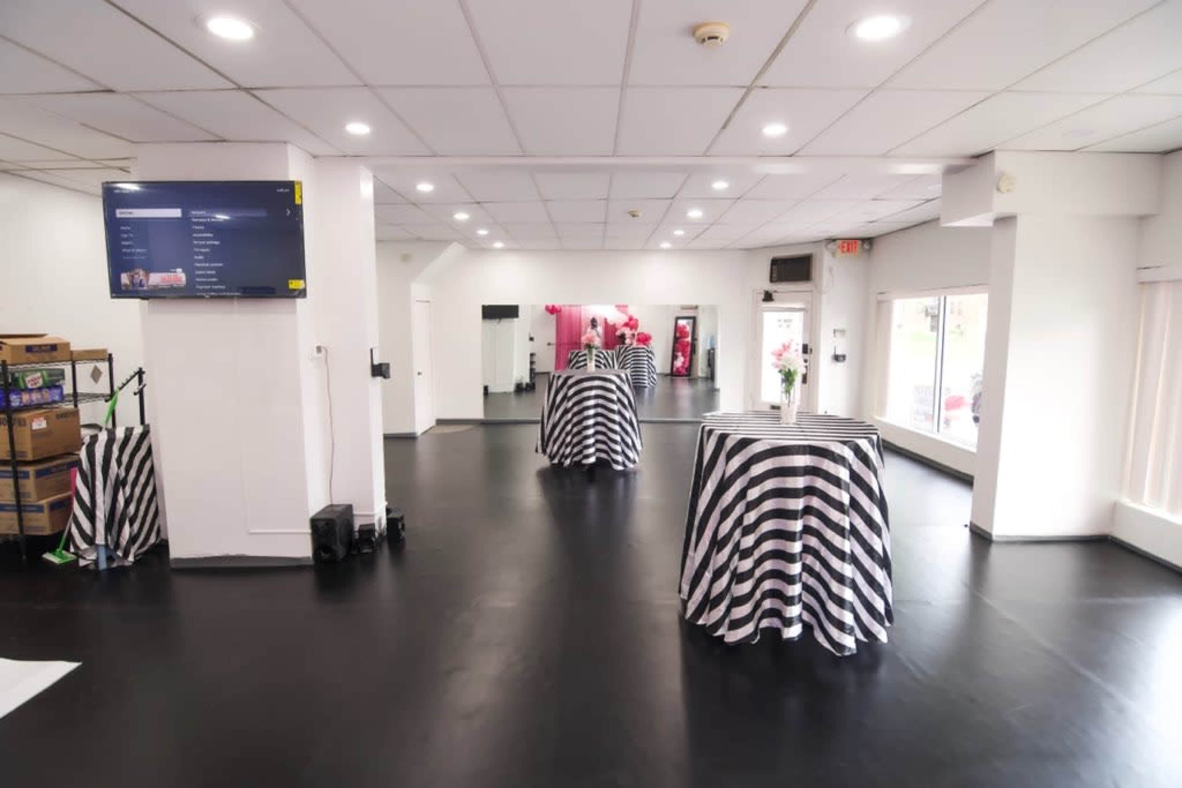 Urban sleek dance studio Image in Upper Darby Township, DREXEL HILL, PA