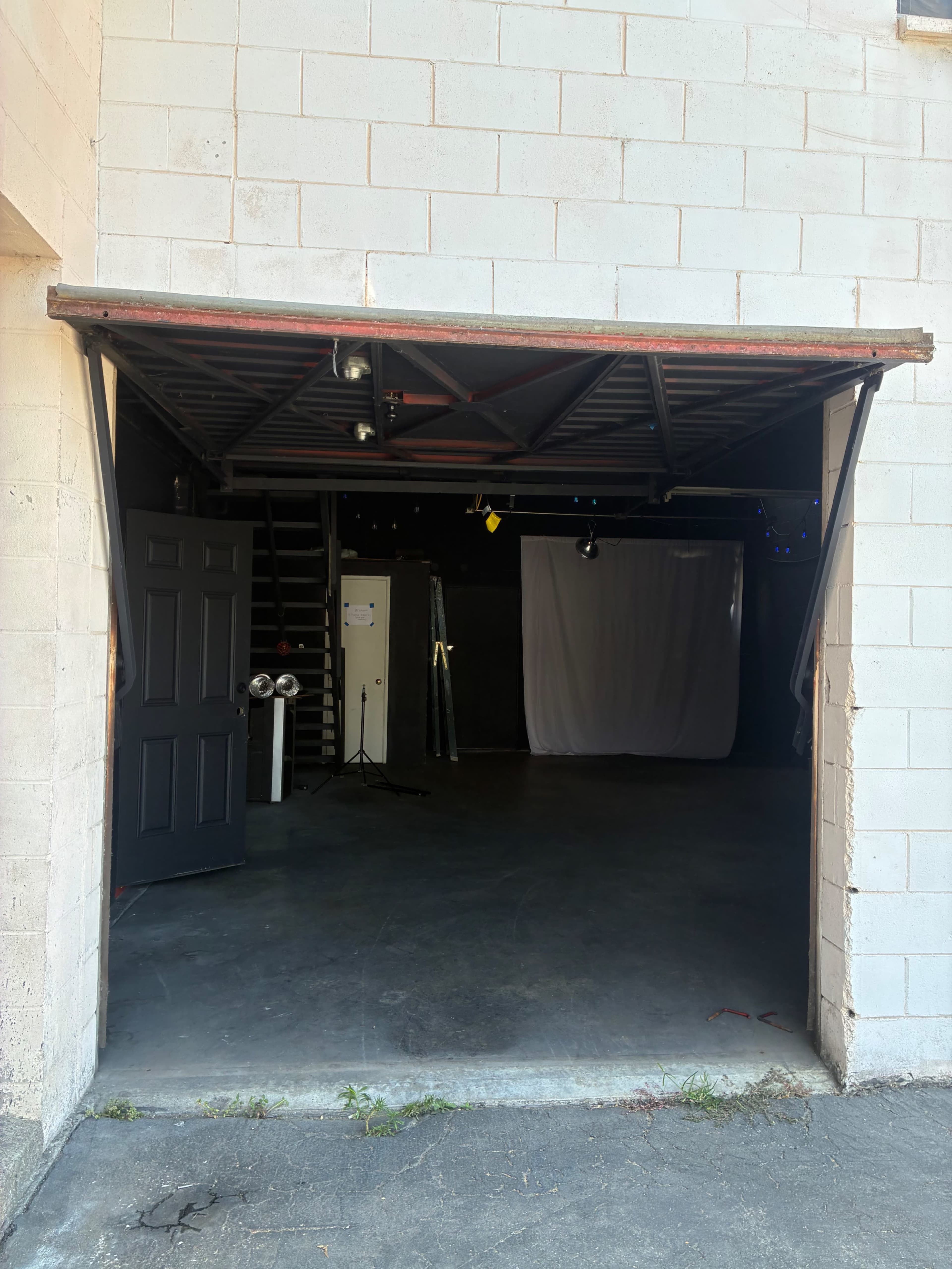 Photo & Video Studio With 8' Garage door, Flat black Image in South Montebello, Montebello, CA
