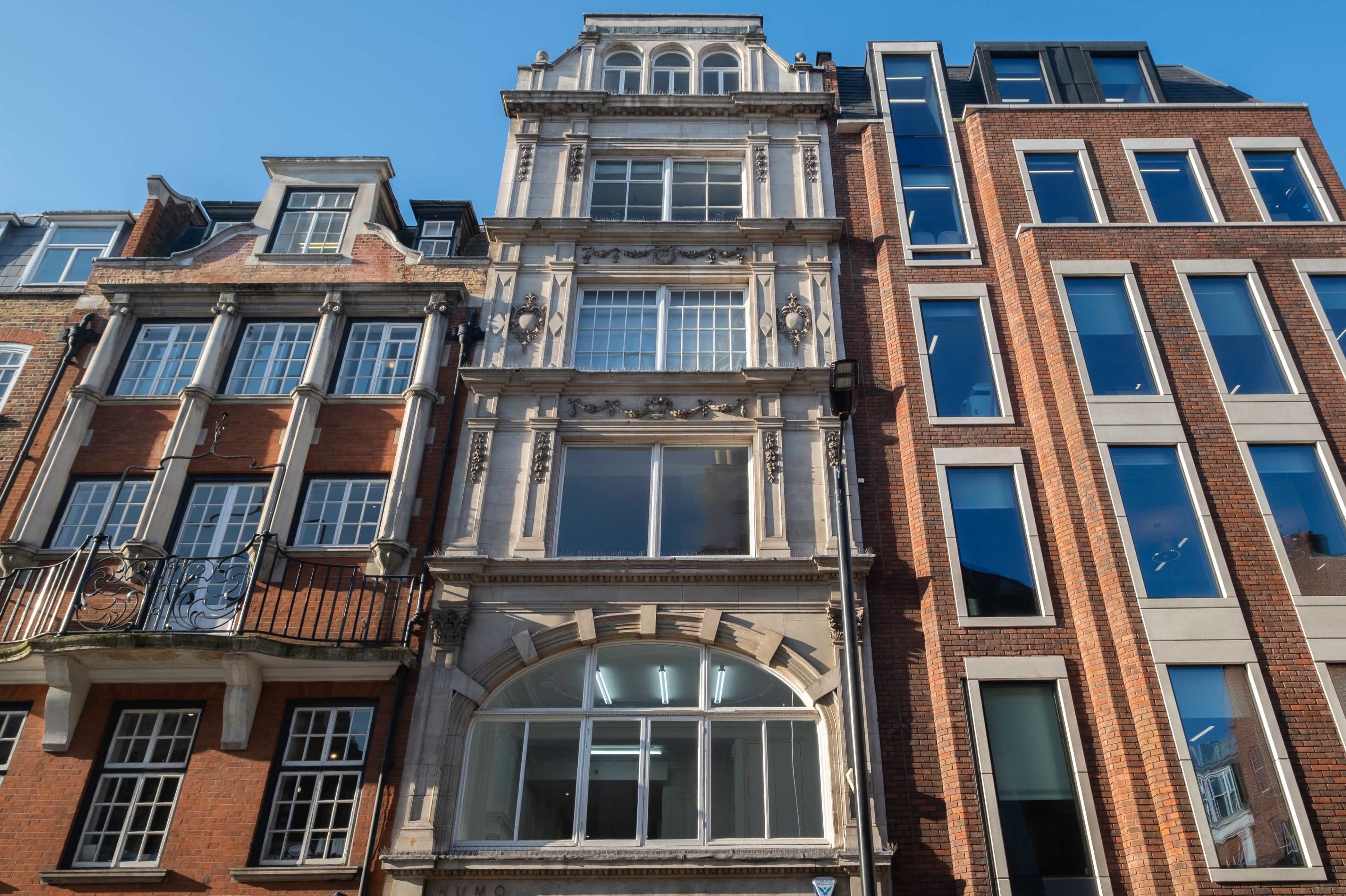Elegant Mayfair Gallery Space Image in Mayfair, London, ENG