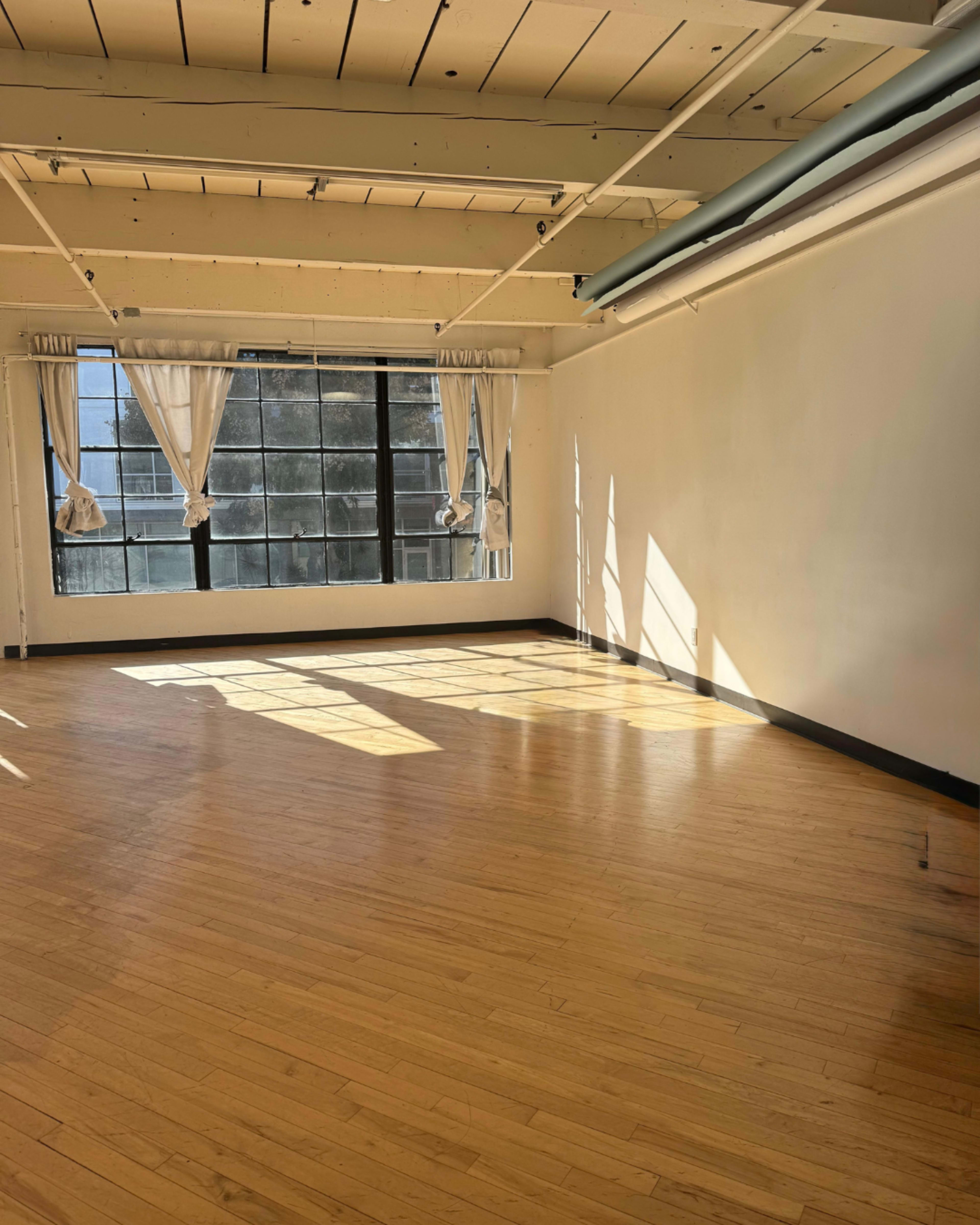 Bright Downtown Studio with Natural Light for Creative Shoots Image in East Village, San Diego, CA