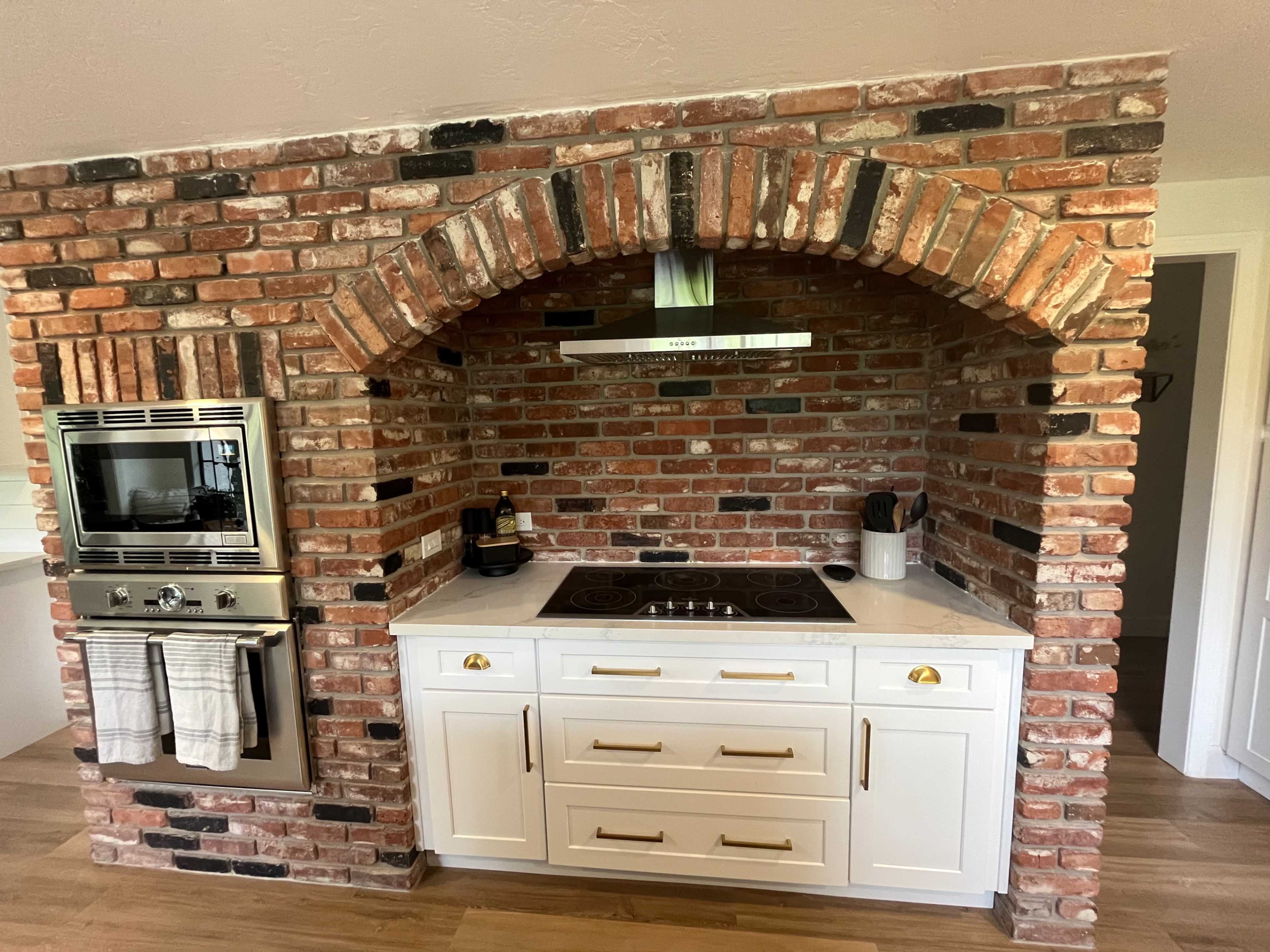 Modern Farmhouse with Dreamy Yard Image in , Vista, CA