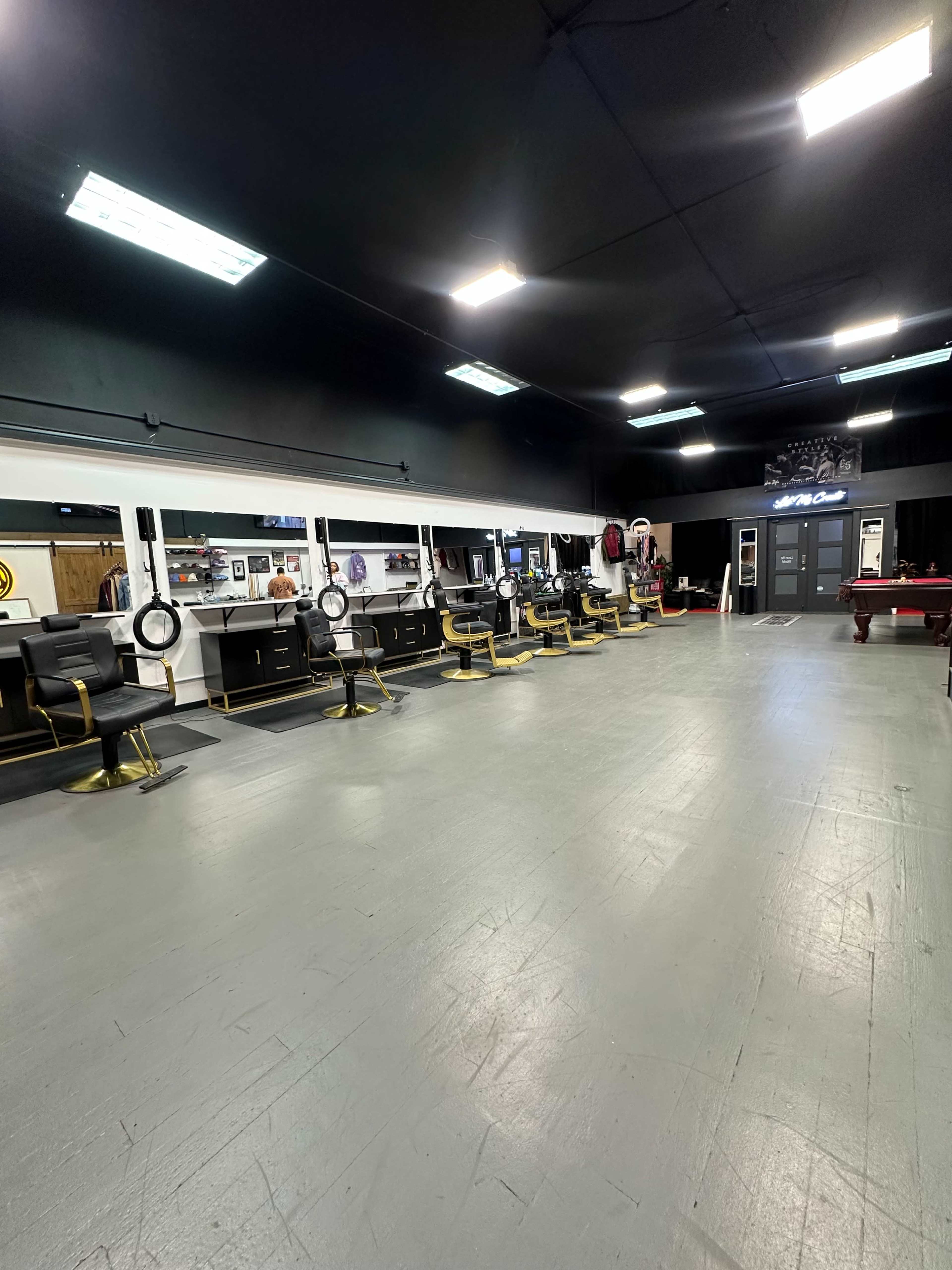 versatile studio space for rent stylish barber & stylist chairs, mirrors, photography set up Image in Riverside, Everett, WA