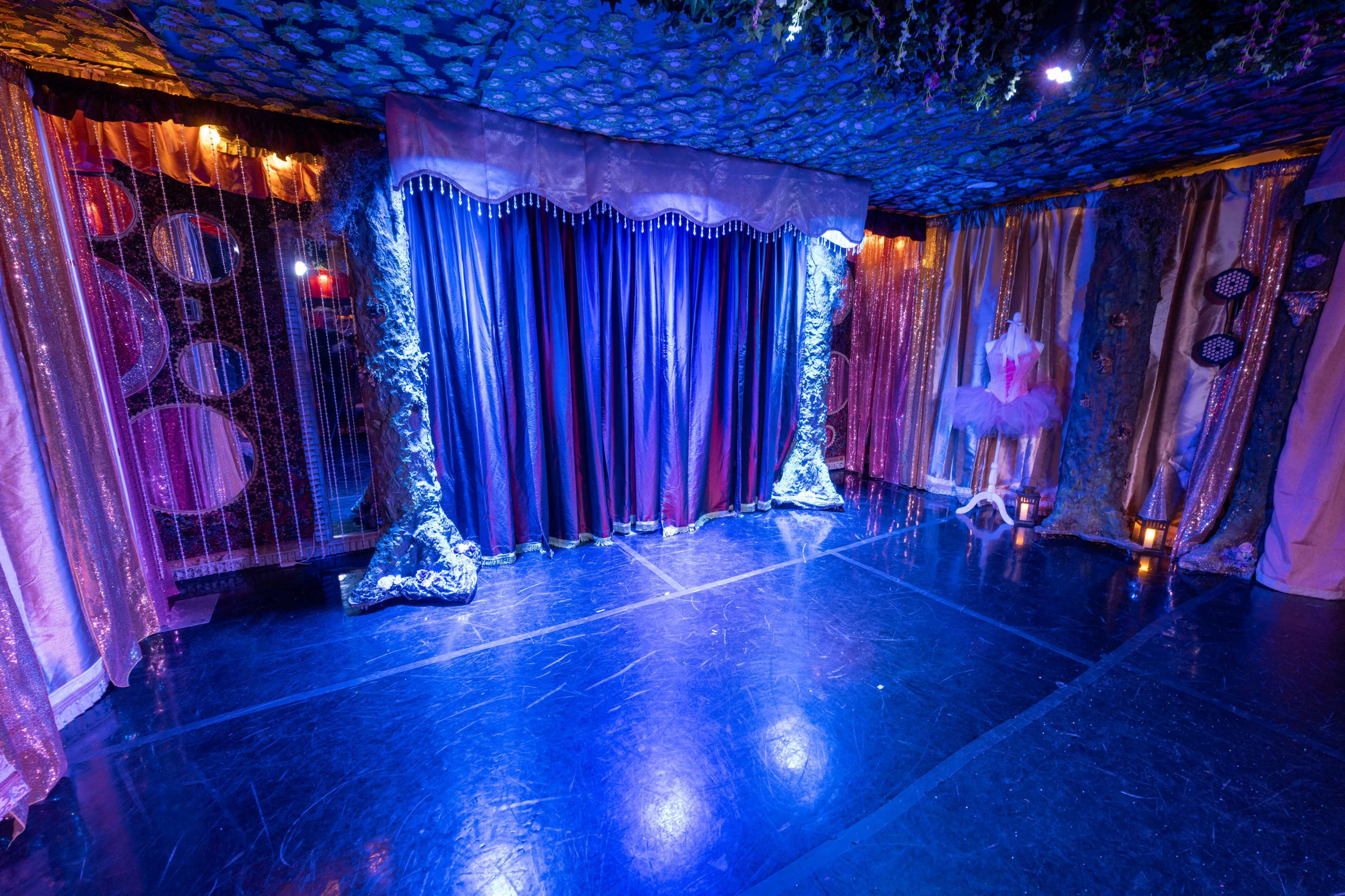 Beautiful Secret Gem of a Venue in Midtown Manhattan Image in Midtown Manhattan, NY, NY