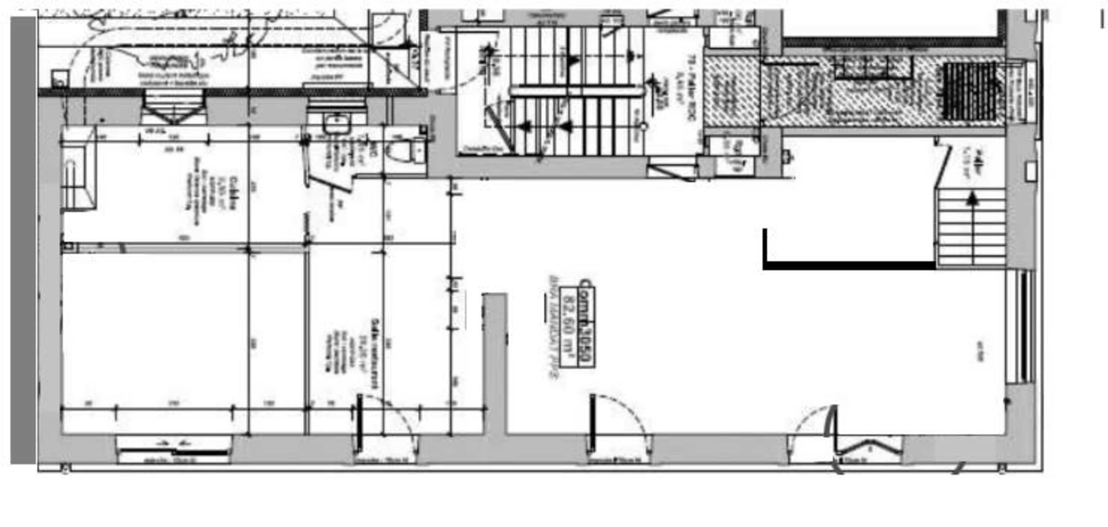 The image shows a architectural floor plan with labeled rooms, doors, and stairs.