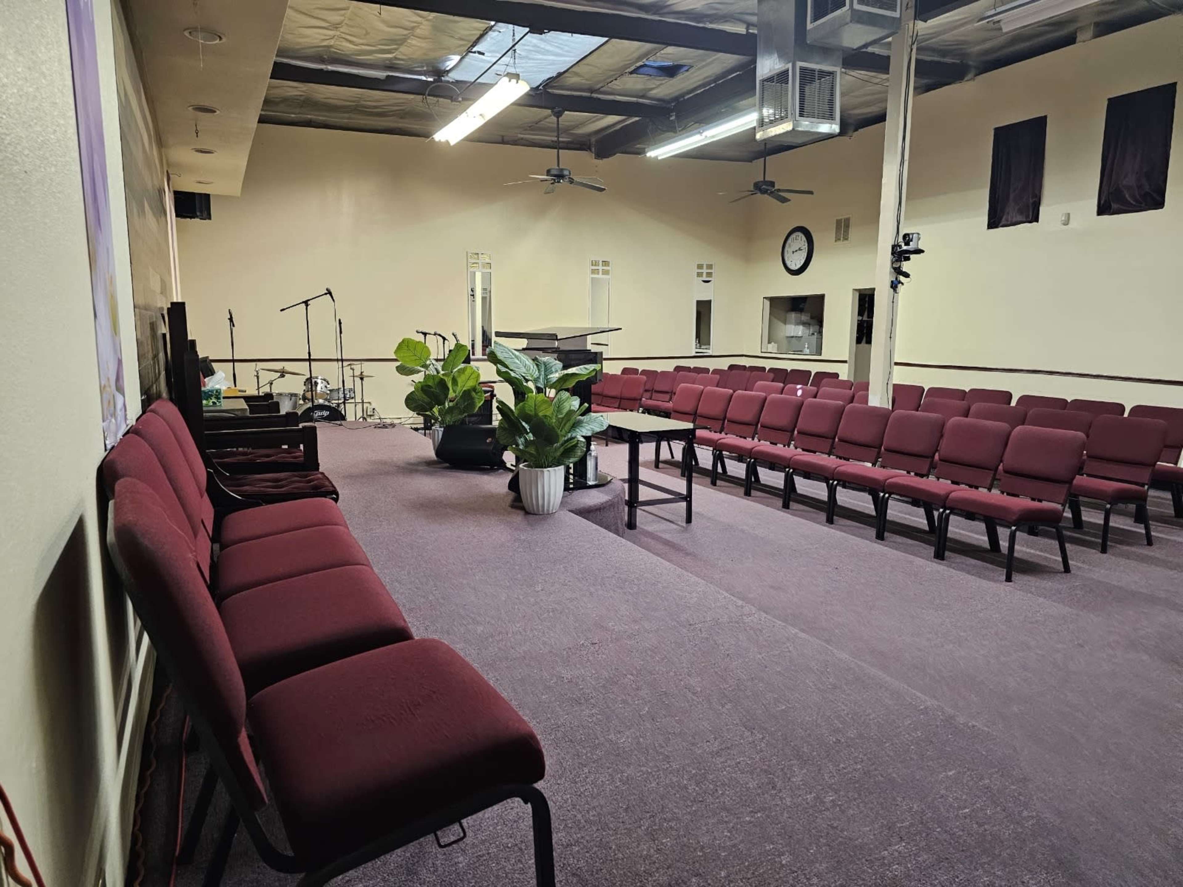 Church Space on Sunday's in Carson Image in Carson, Carson, CA