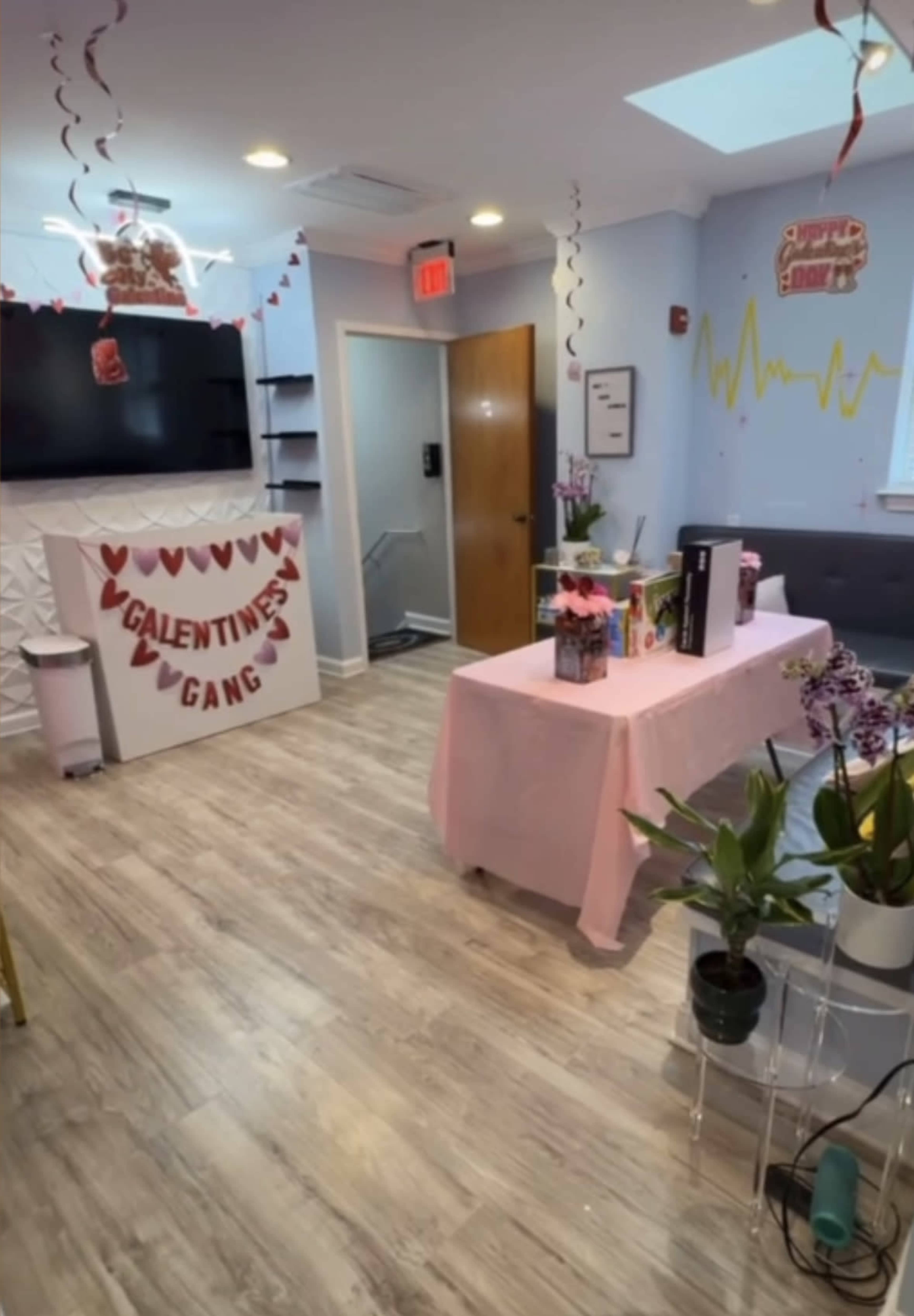 Beautiful beauty bar for pamper party’s Image in Silver Spring, Silver Spring, MD