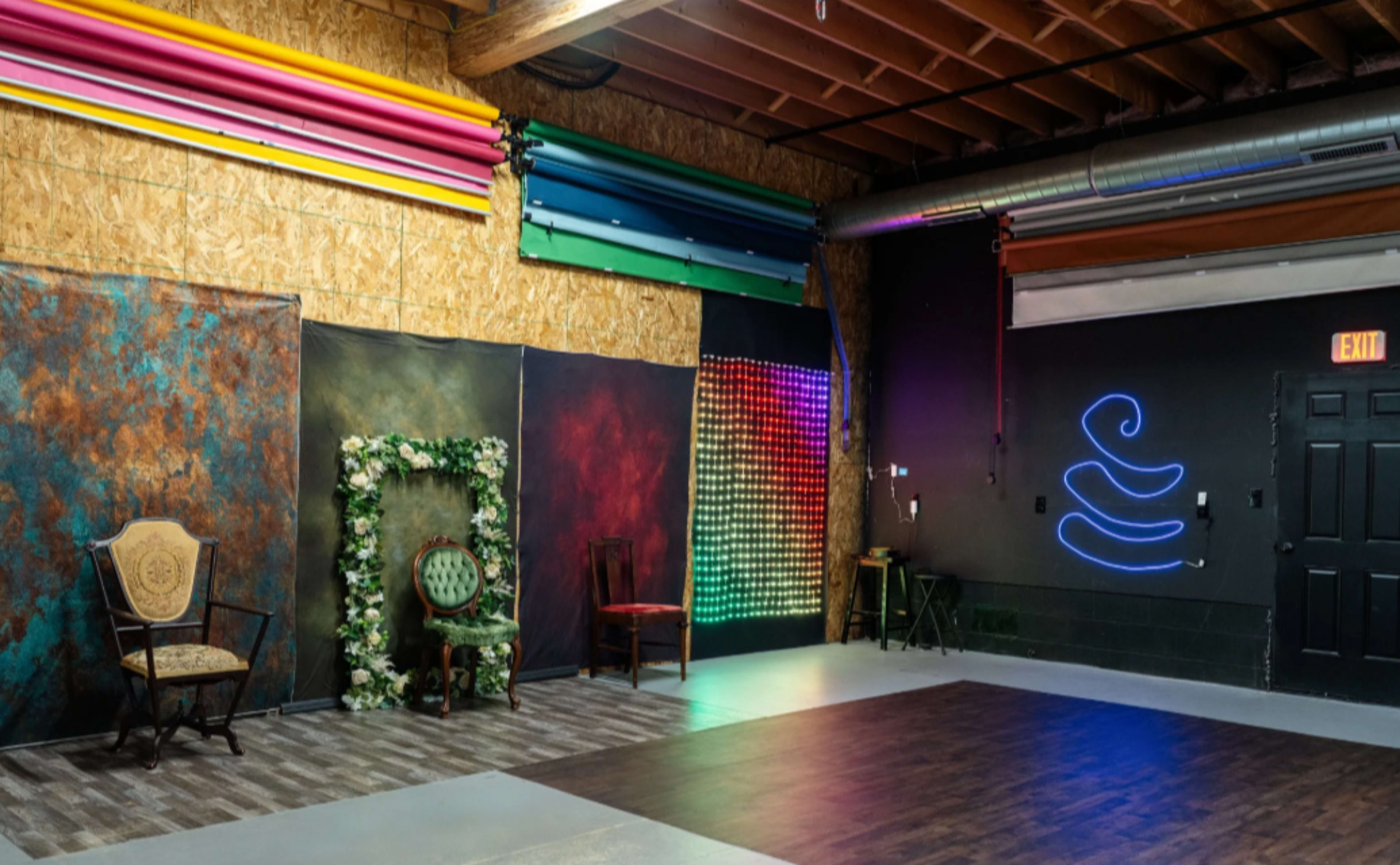 Photography Studio | Fully Equipped 2300sqft Image in Logan Township, Bridgeport, NJ