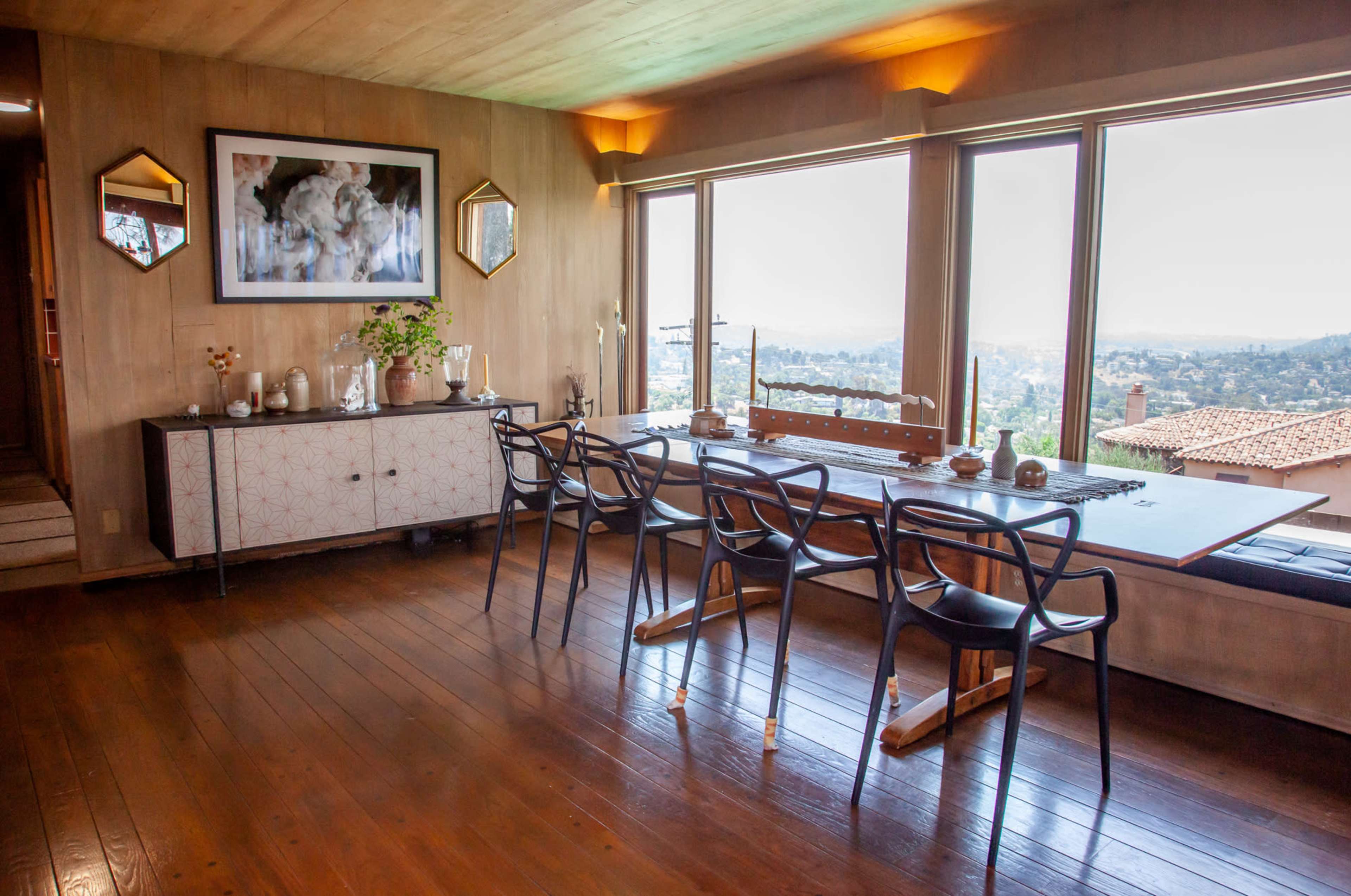 Sculptural Mid-Century Hilltop with Expansive Ocean and City Views Image in Casa de Oro-Mount Helix, La Mesa, CA
